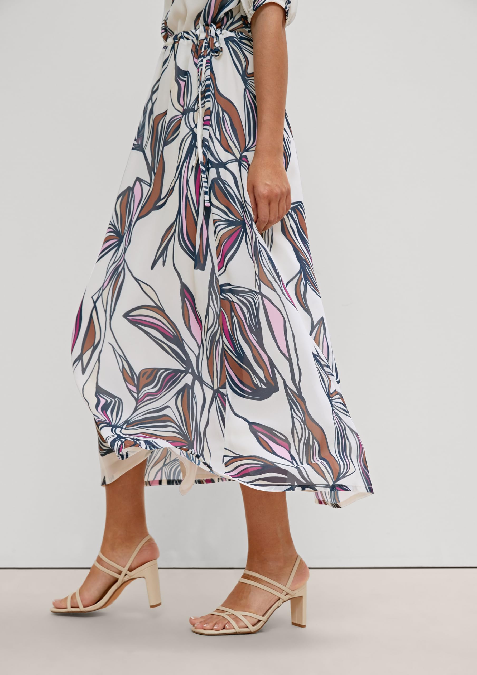 comma-kleid-kurz-damen-sommer-mit-kurzen-rmeln image 3