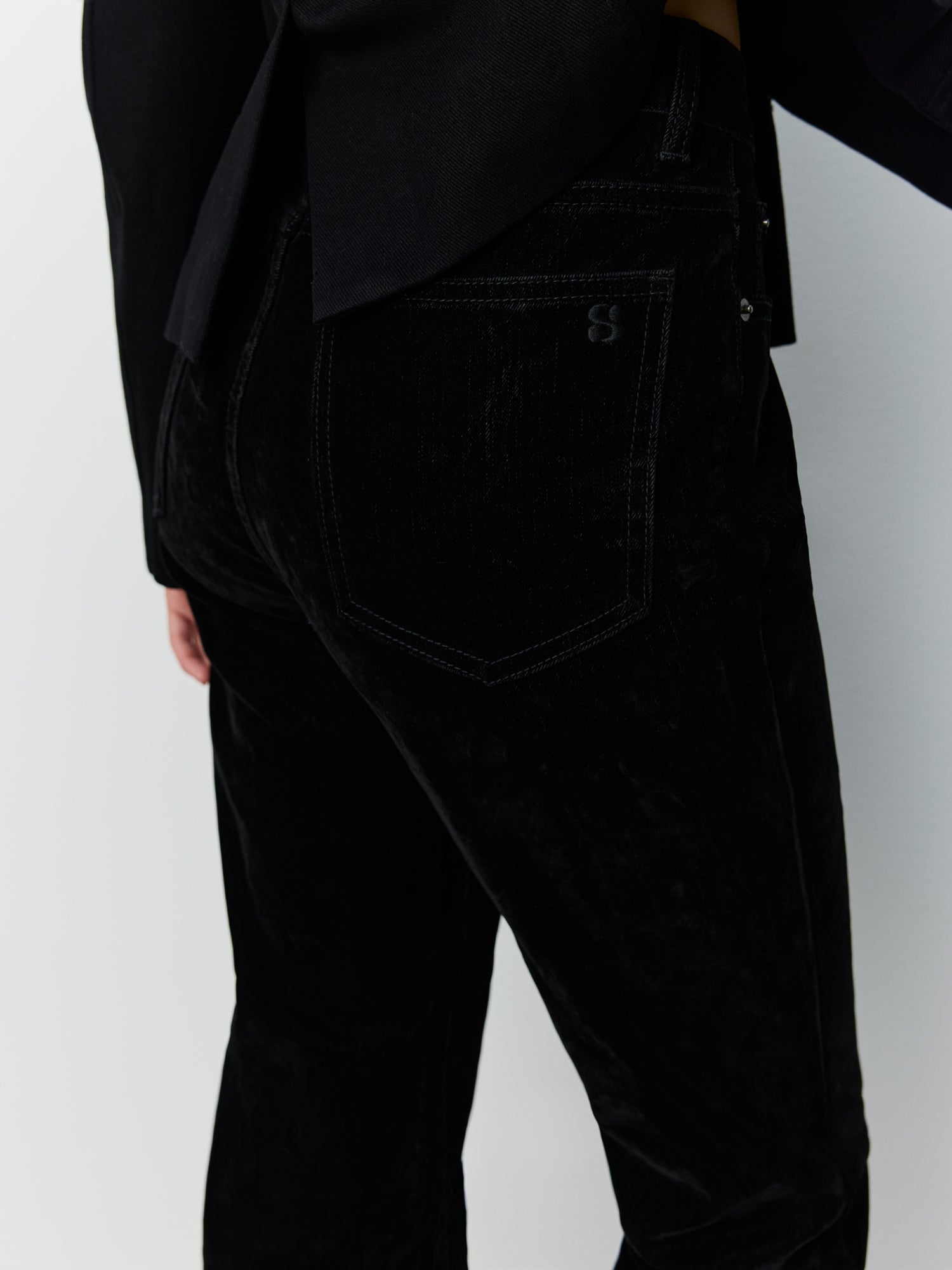 sofie-schnoor-women-gredasw-flared-jeans-schwarz image 6