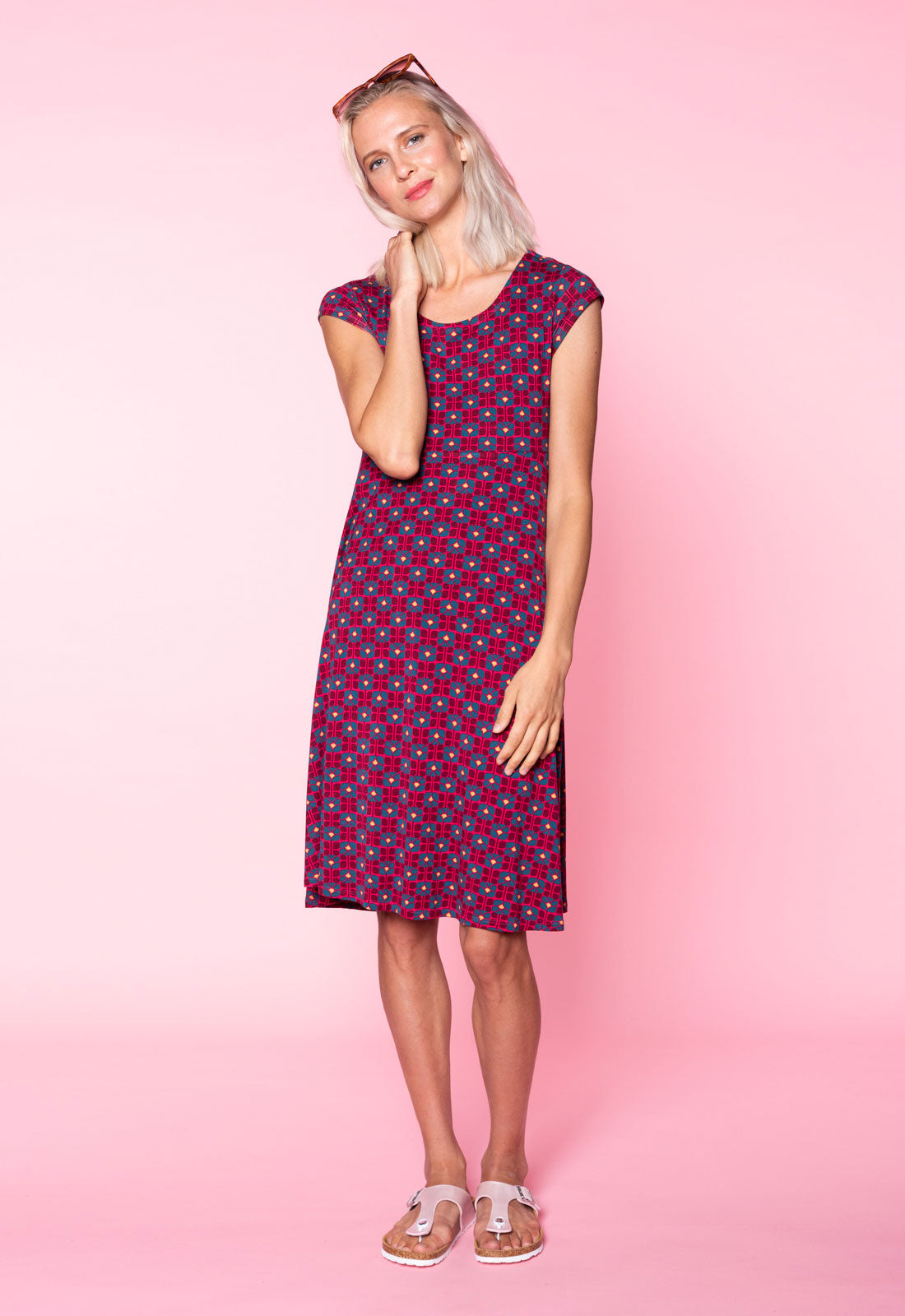 moshiki-s26dress-v8-kleid-viskose-cap-sleeves-95-cm image 2