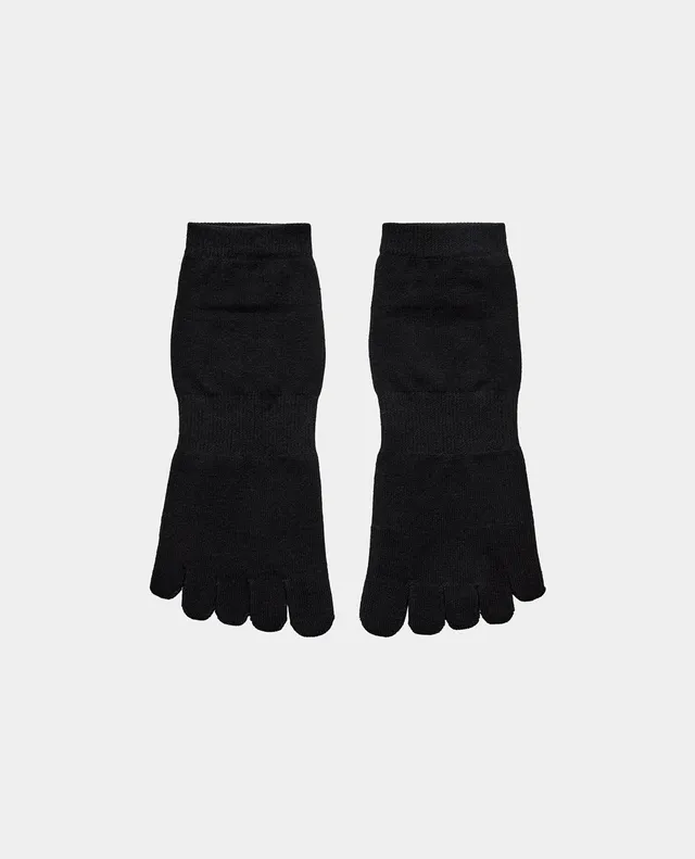sofie-schnoor-sport-adaspo-socken-schwarz-baumwolle-grip image 1