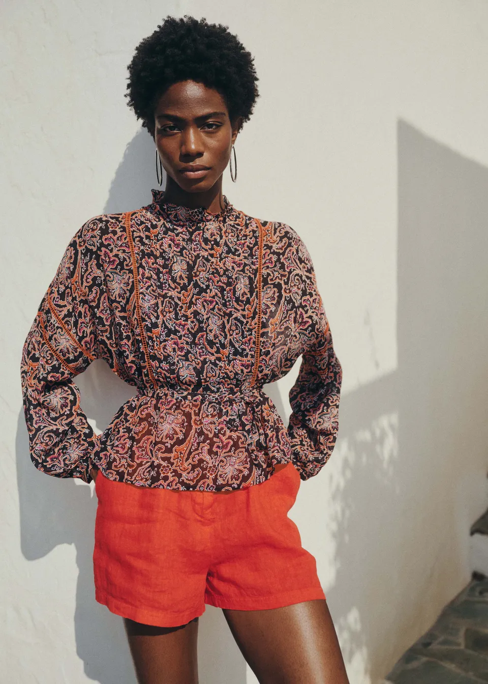 la-f-e-marabout-e-fiz-bluse-schwarz-floral-langarm image 1
