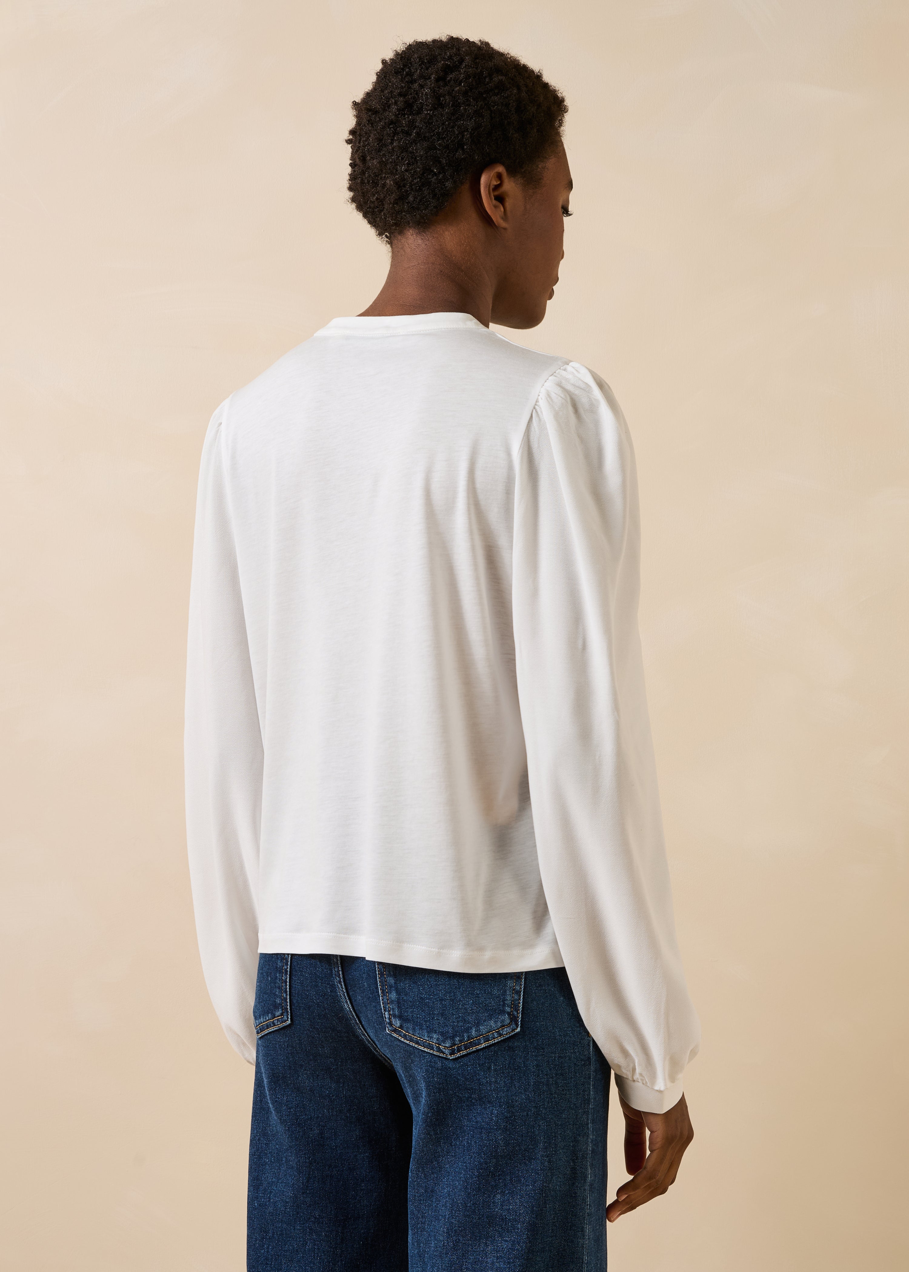la-f-e-marabout-e-gravure-t-shirt-ecru-langarm-bi-mati-re image 3