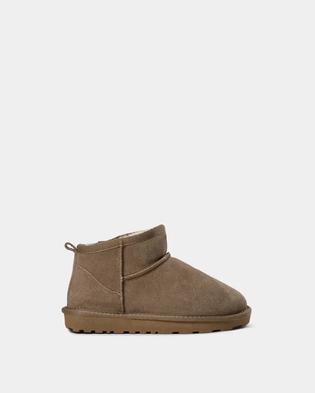 sofie-schnoor-young-dictesy-teddy-boot-gnos819-dark-sand image 1