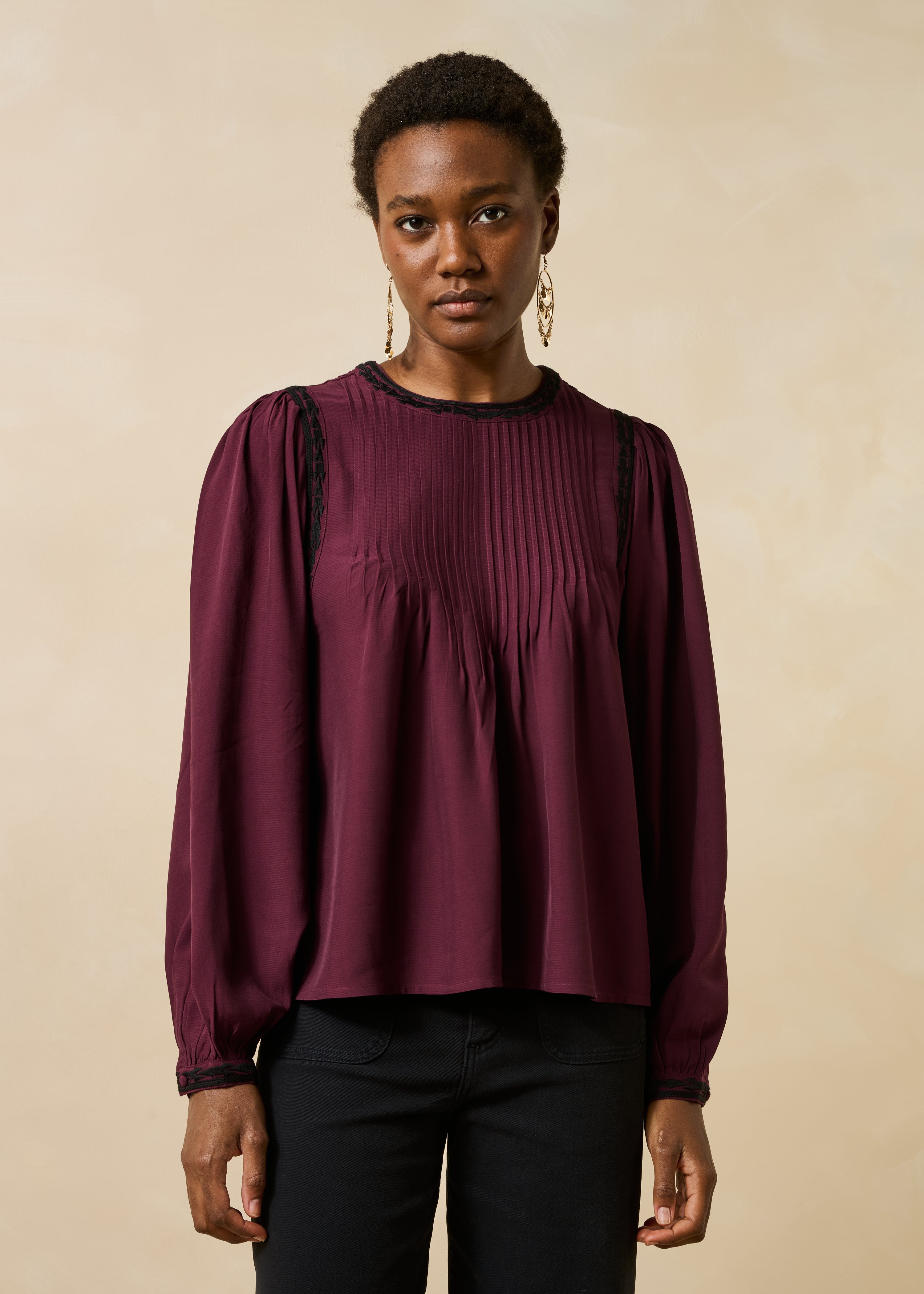 la-f-e-marabout-e-ganji-top-bordeaux-stickerei-langarm image 1