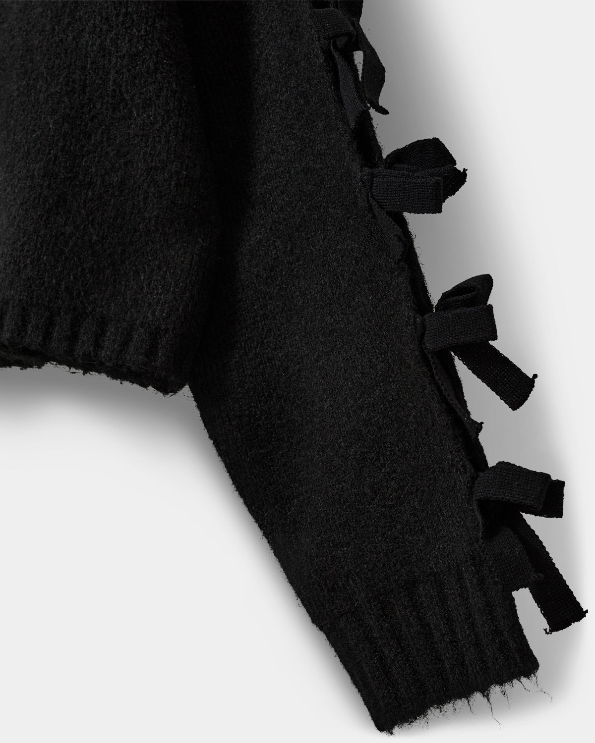 sofie-schnoor-permelisw-bow-knit-sweater-schwarz-cashmere image 7