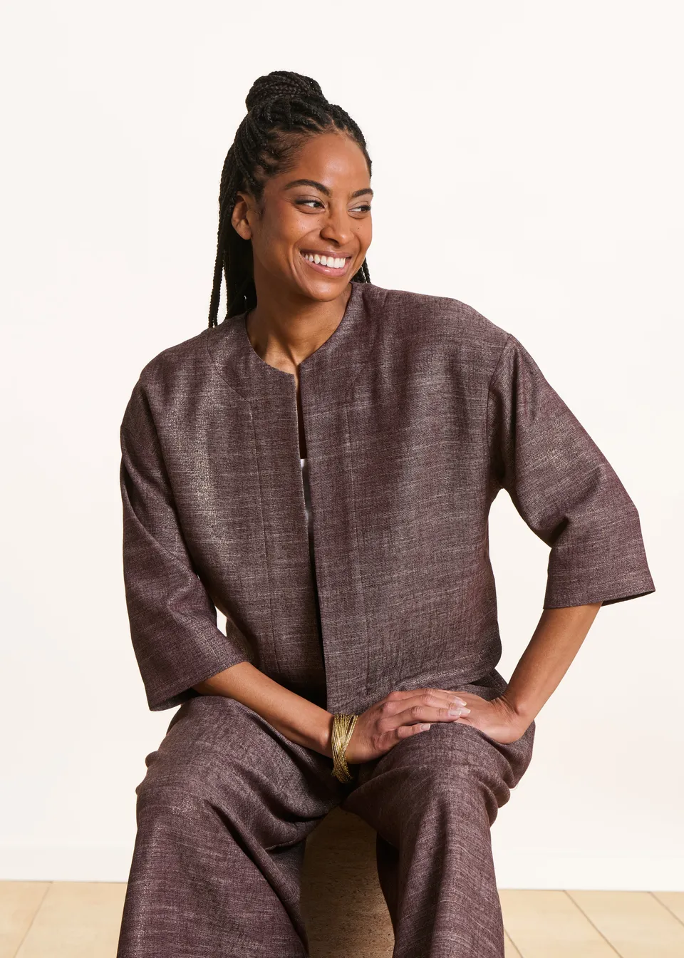 la-f-e-marabout-e-dilou-jacke-braun-schimmernd-kurz image 1