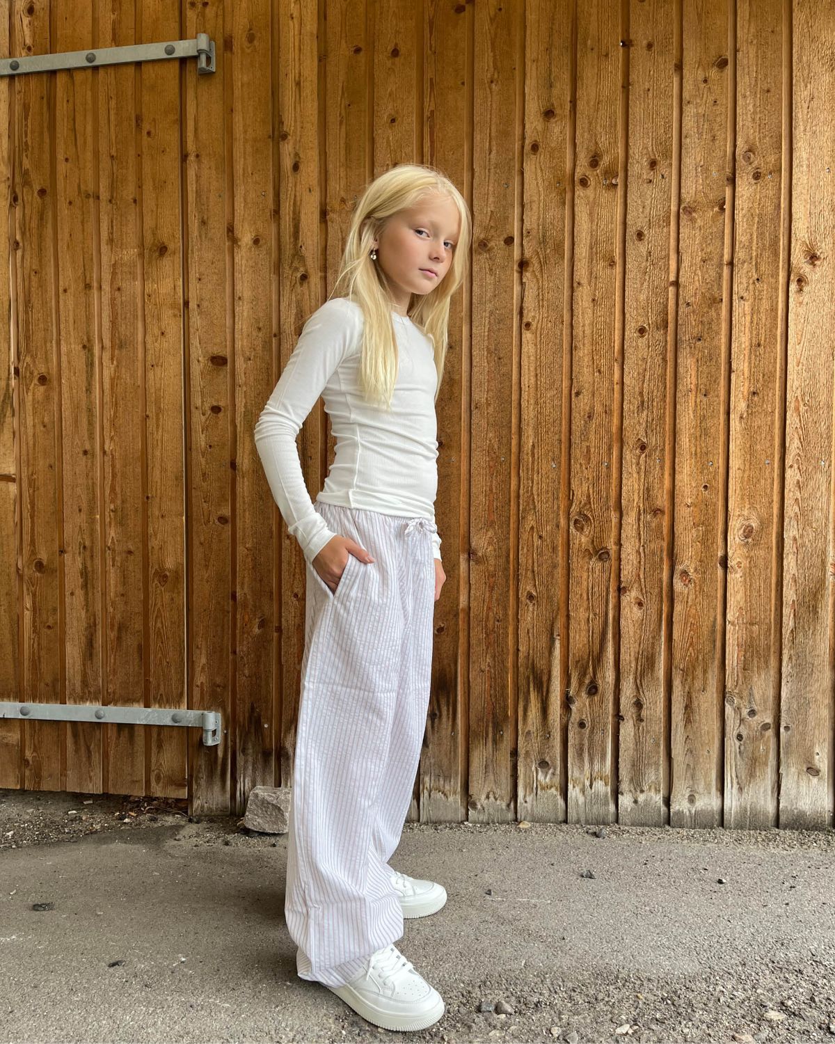 sofie-schnoor-young-abigailesy-hose-braun-gestreift-128-176 image 3