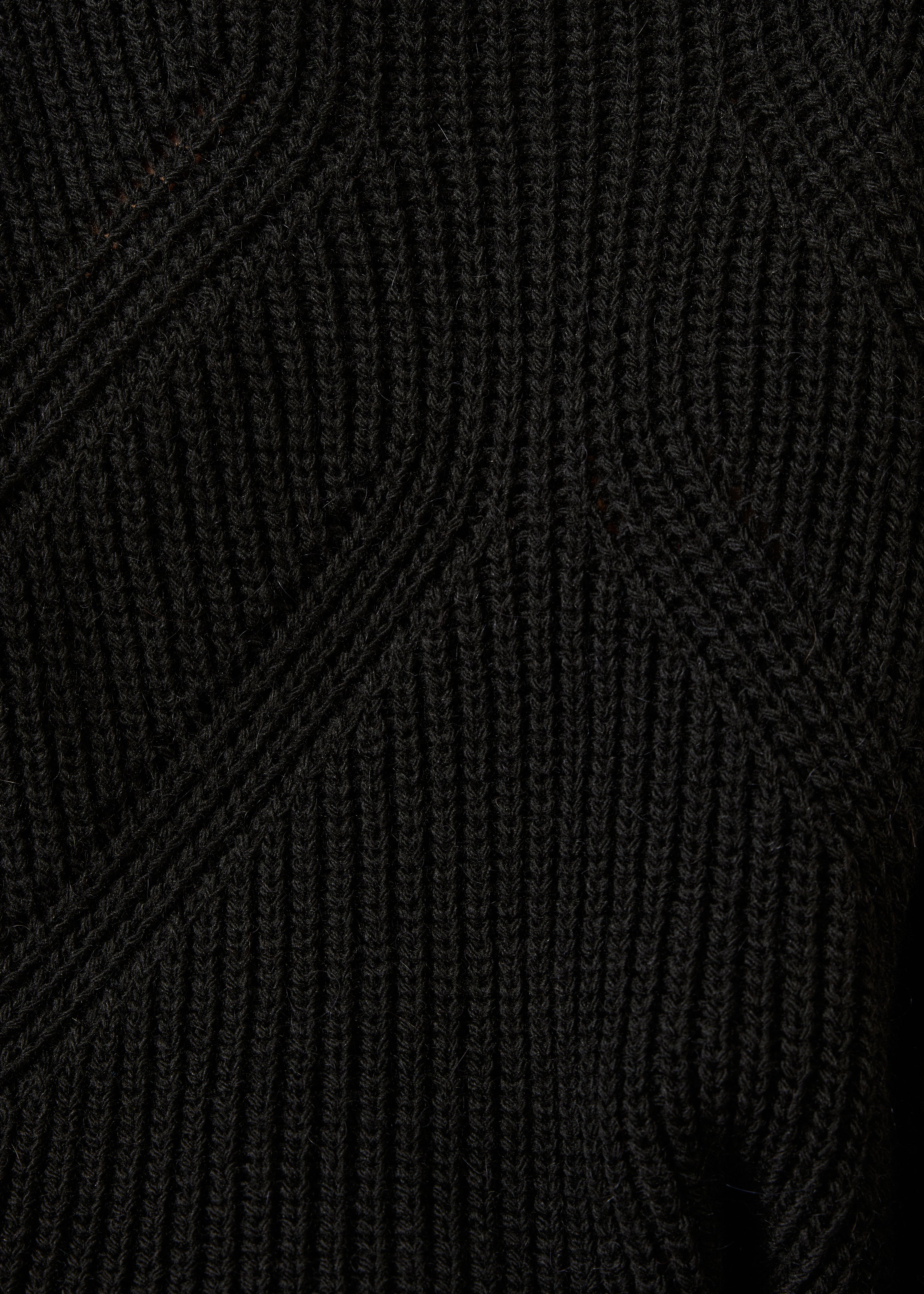 la-f-e-marabout-e-galacto-pullover-schwarz-rippstrick-knopf image 4