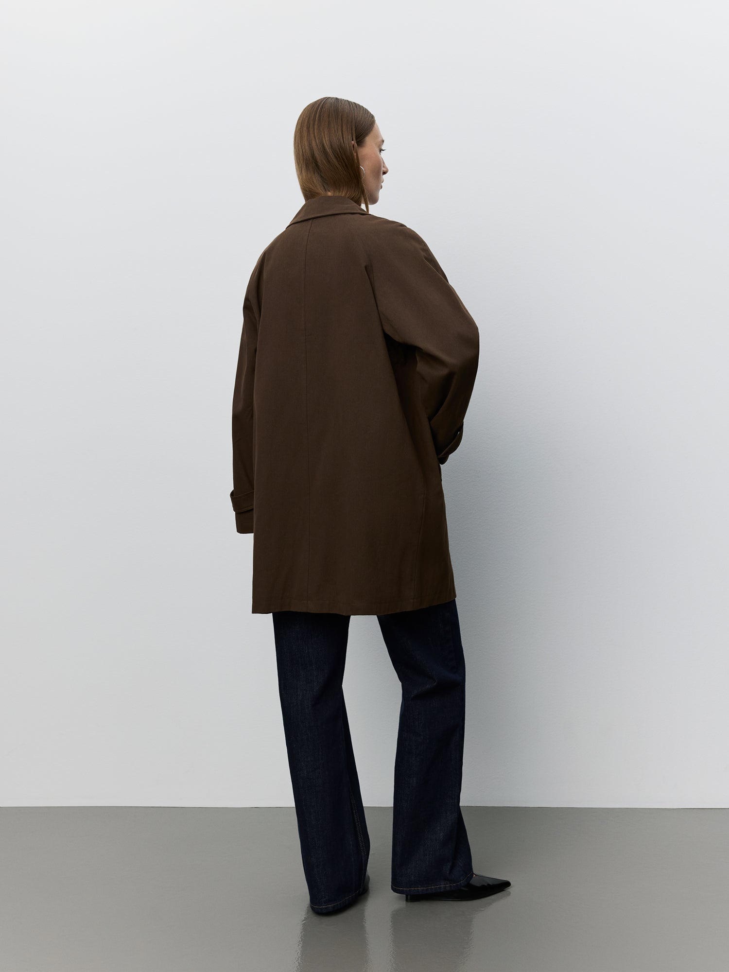 sofie-schnoor-filippasw-trenchcoat-mantel-dunkelbraun-baumwolle image 4
