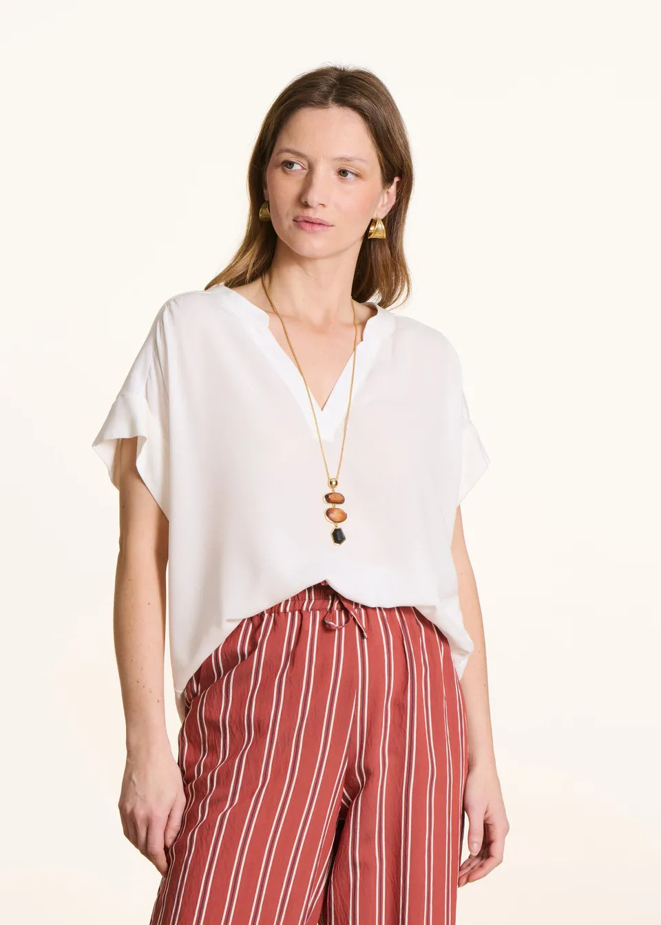 la-f-e-marabout-e-vriani-t-shirt-ecru-bi-material image 1