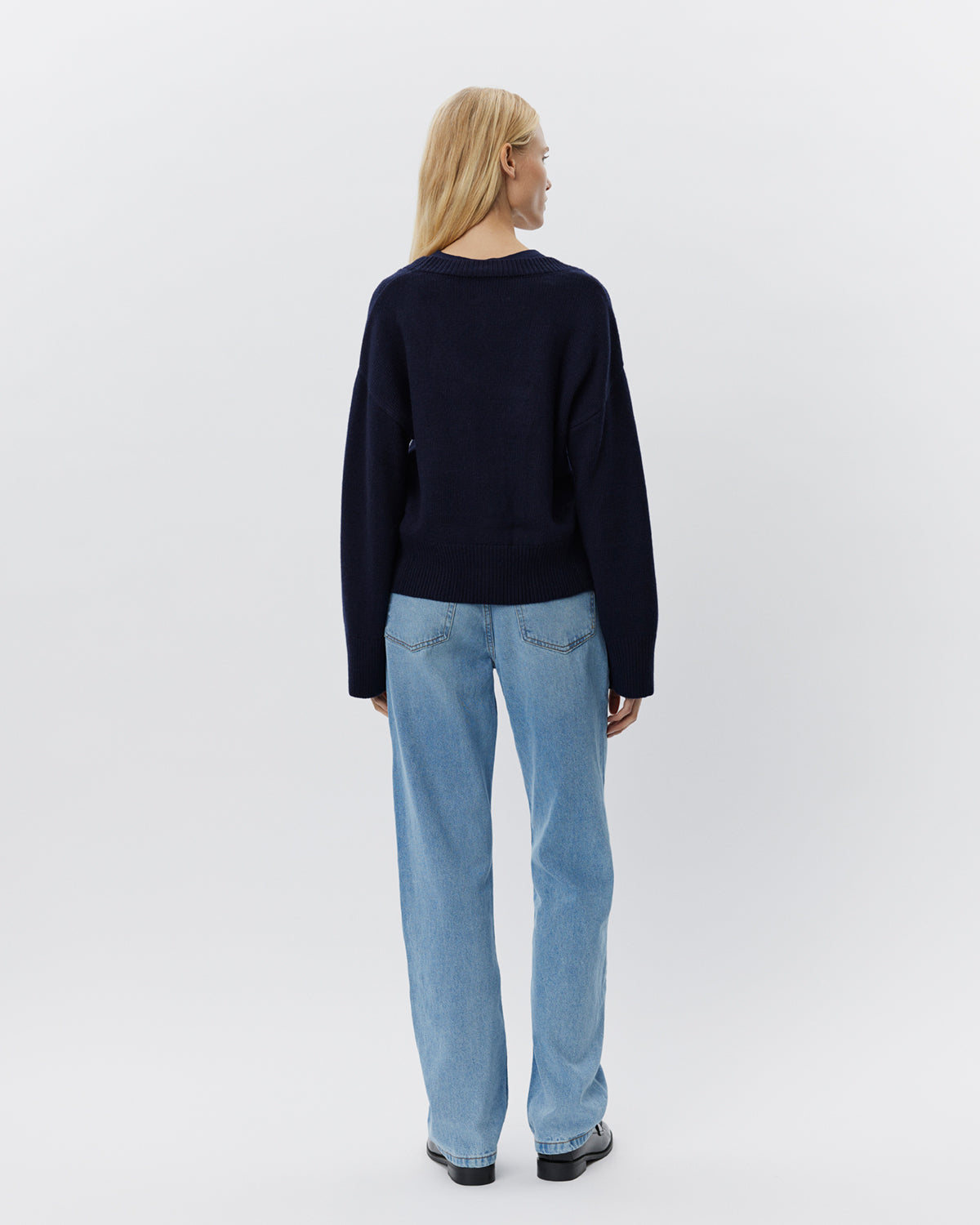sofie-schnoor-women-levasw-cardigan-strickjacke-navy-blue-wolle image 3
