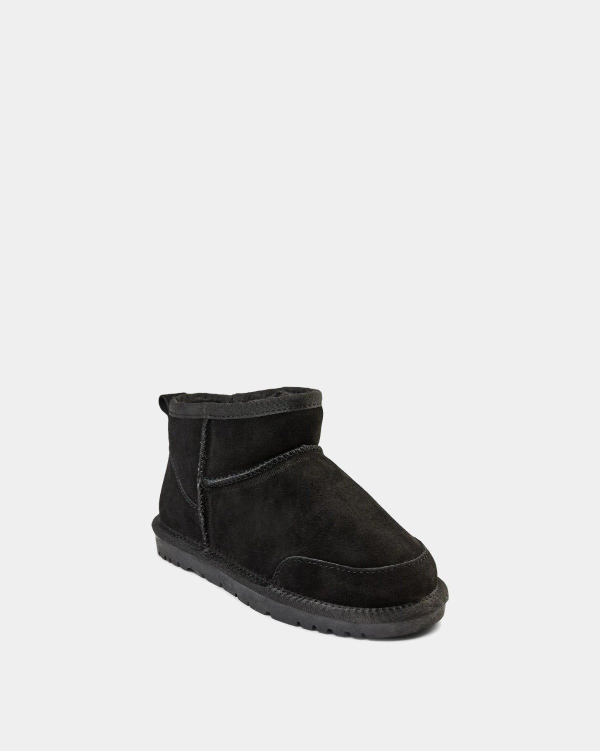 sofie-schnoor-marthasw-teddy-boot-schwarz-lammfell image 2