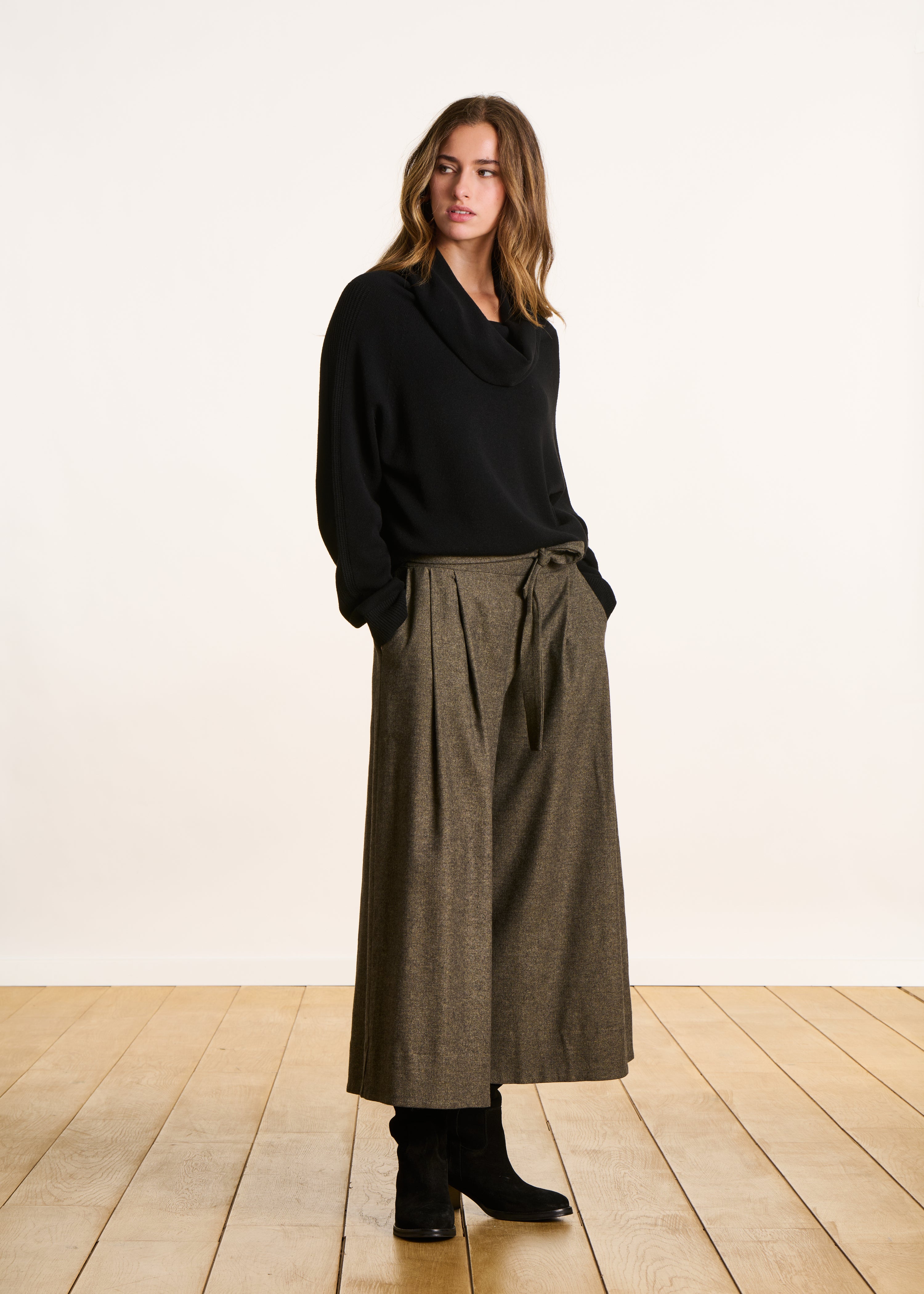 la-f-e-marabout-e-epafi-pullover-schwarz-wolle-langarm image 2