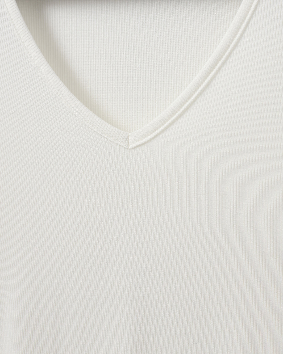 sofie-schnoor-women-sallysw-langarmshirt-wei-v-ausschnitt image 5