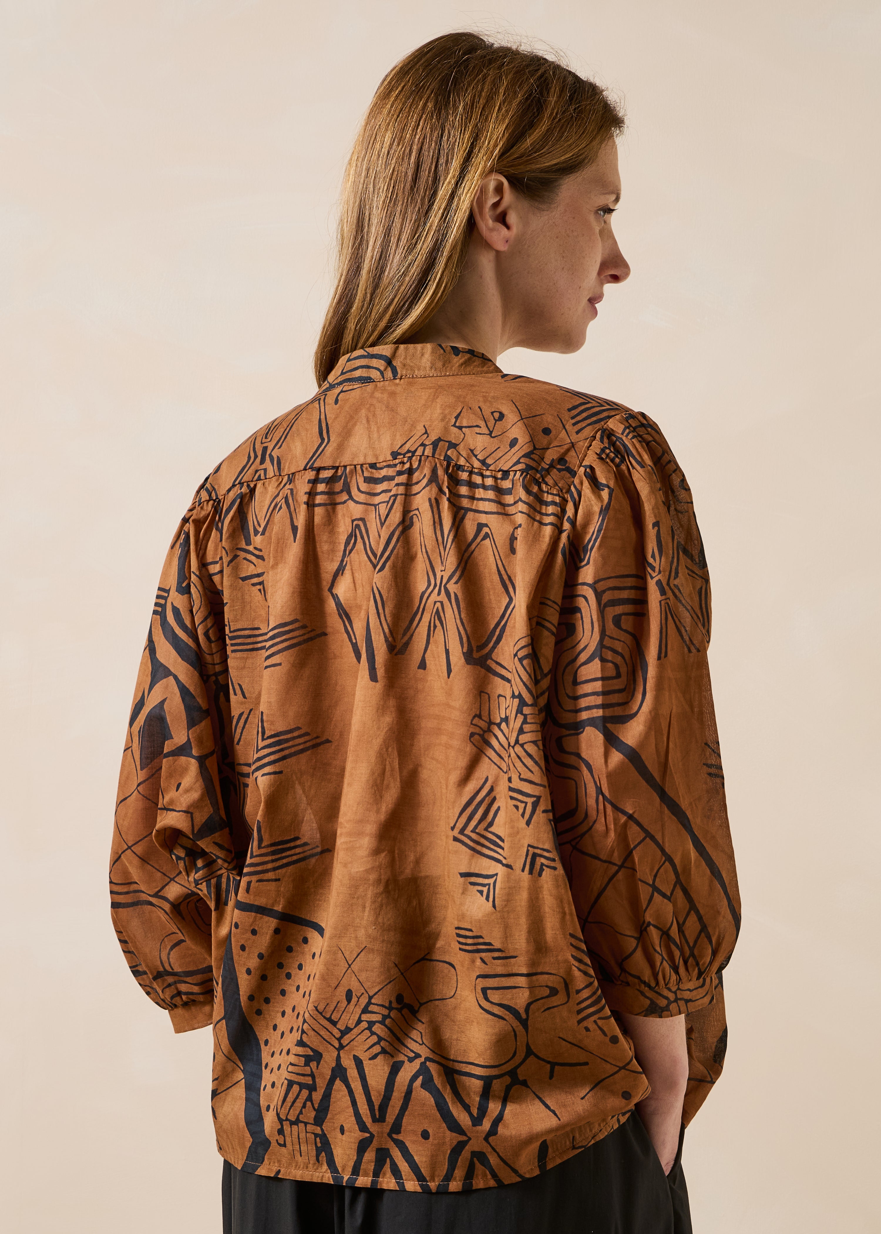 la-f-e-marabout-e-douwina-bluse-damen-braun-voile-3-4-arm image 3