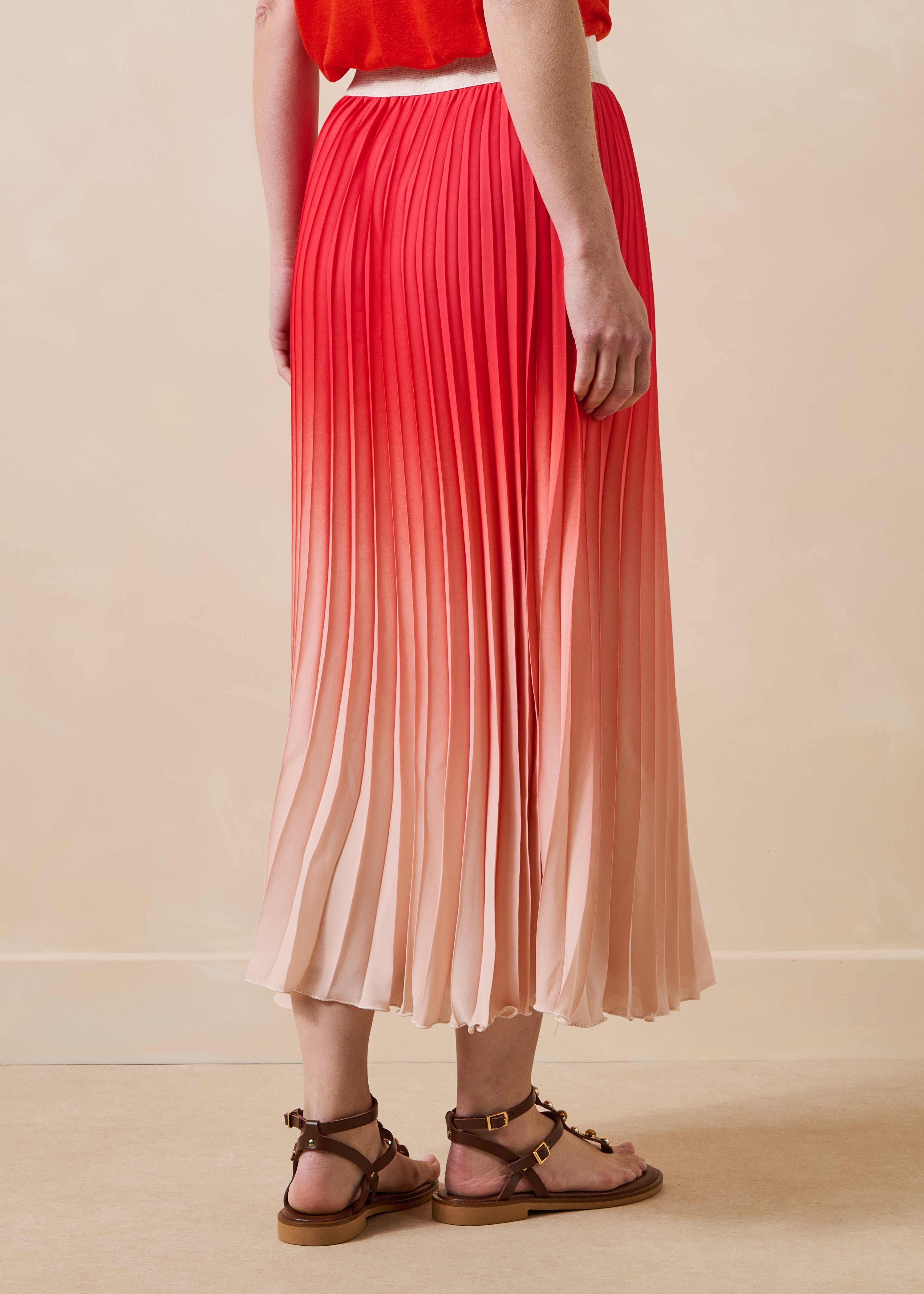 la-f-e-marabout-e-elynor-plisseerock-paprika-lang-tie-dye image 3