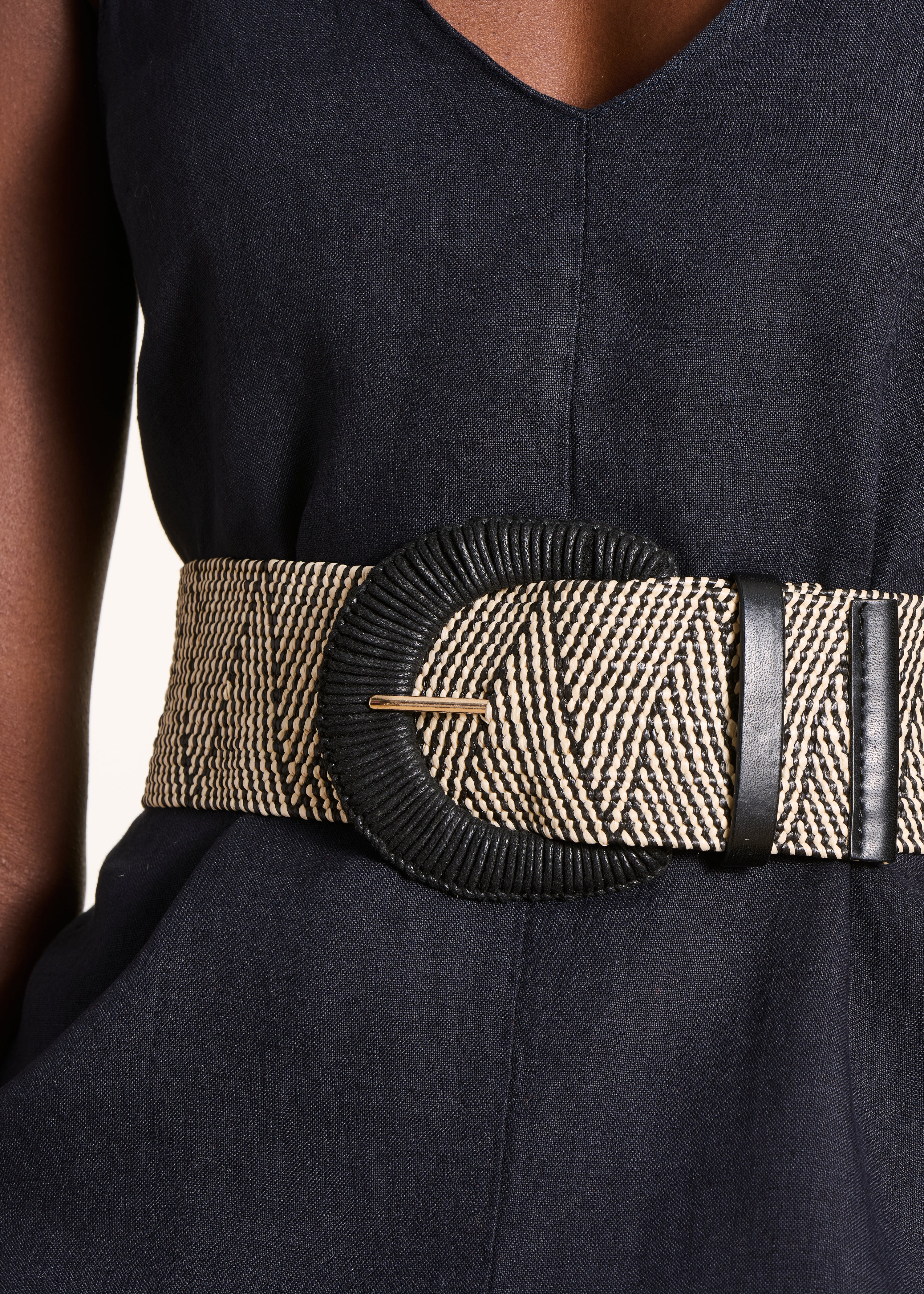 la-f-e-marabout-e-accessoires-dameng-rtel-schwarz-runde-schnalle image 2