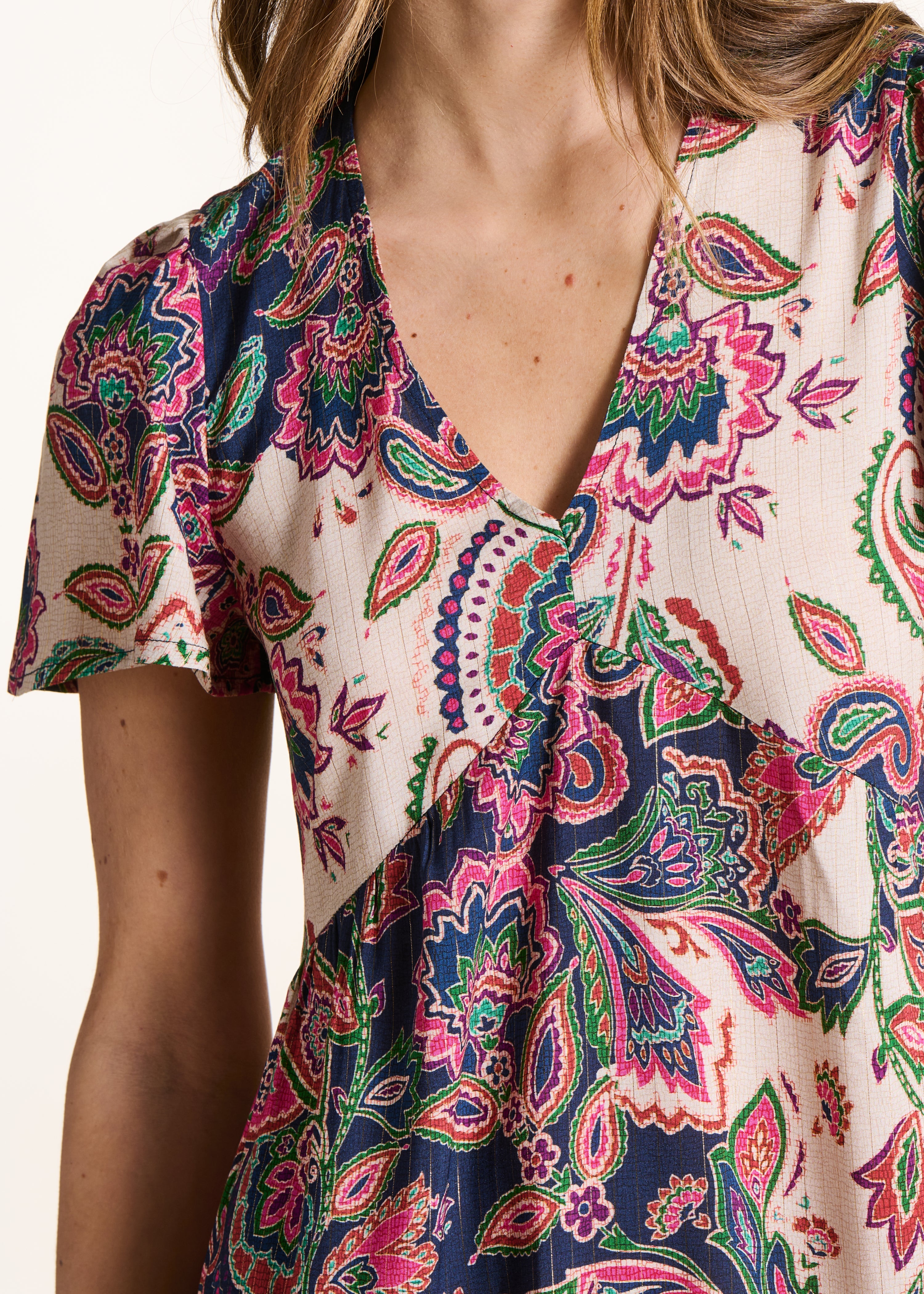 la-f-e-marabout-e-robes-kleid-kurz-rosa-blau-paisley-volant image 4