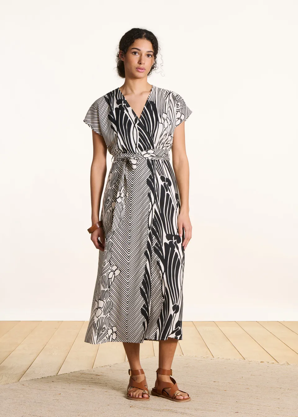 la-f-e-marabout-e-finita-wickelkleid-ecru-schwarz-lang image 1