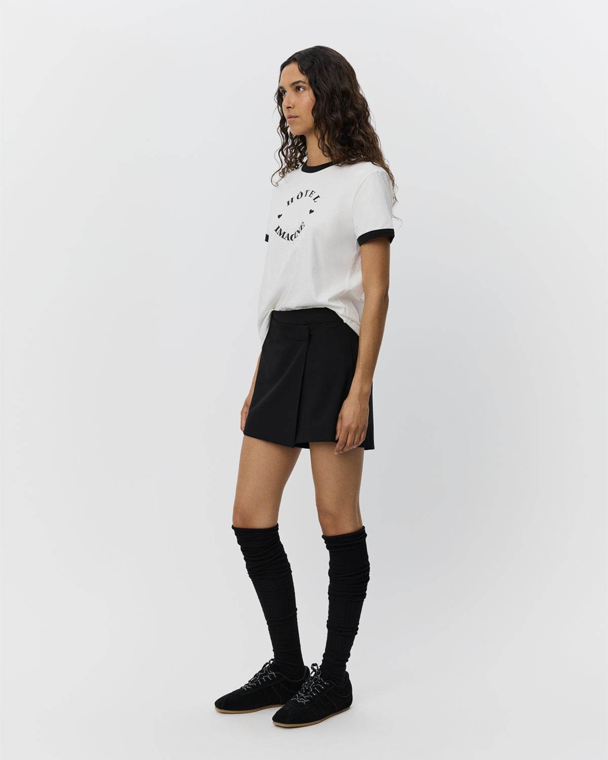 sofie-schnoor-women-nelliesw-shorts-schwarz-skort image 3