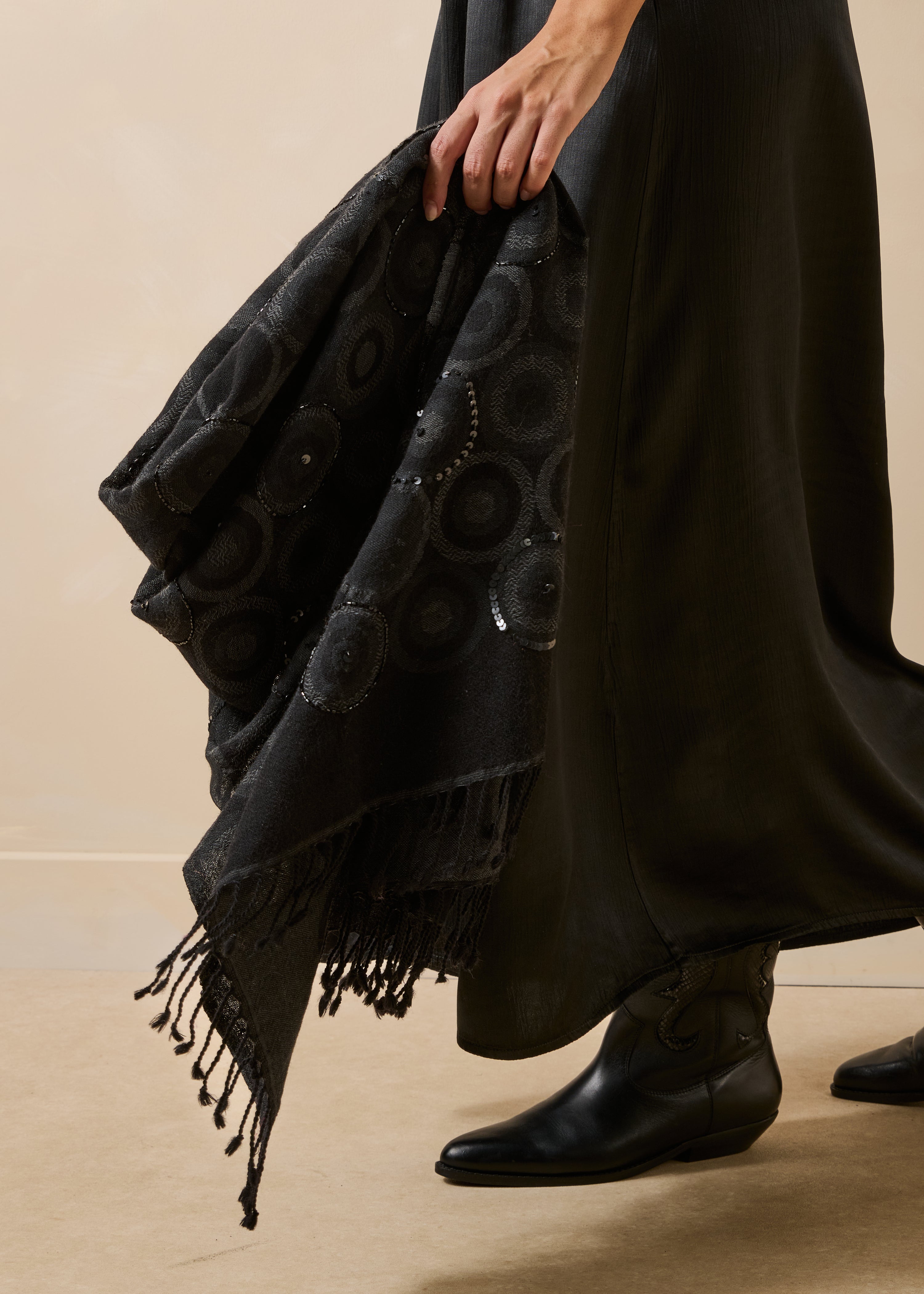 la-f-e-marabout-e-foulard-grobar-tuch-schwarz-wolle image 4