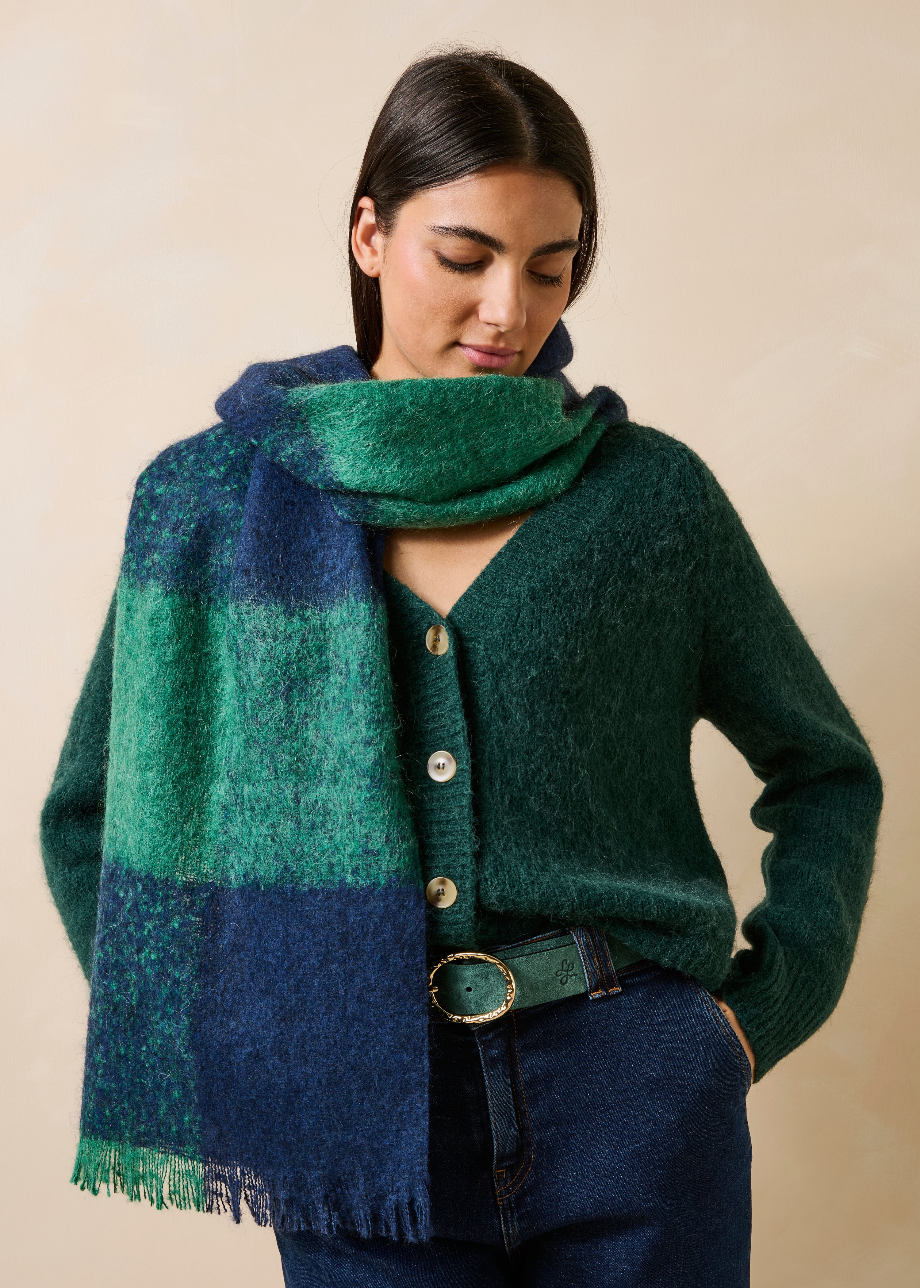 la-f-e-marabout-e-grele-schal-karo-tannengr-n-mit-mohair image 4