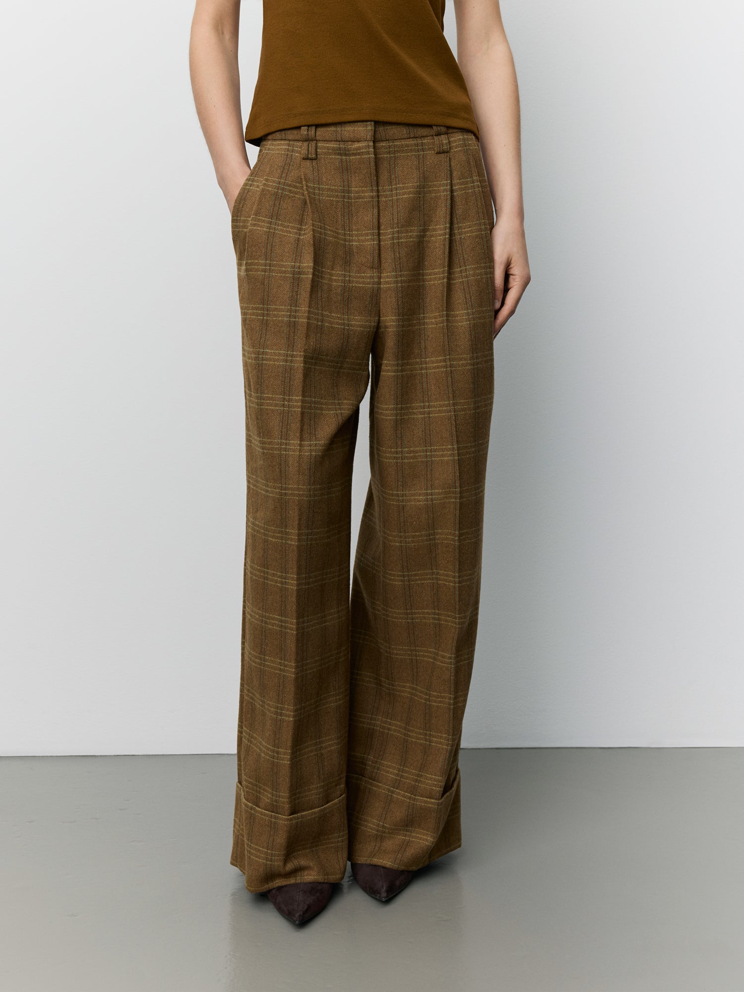 sofie-schnoor-women-rosanasw-karo-hose-maple-brown-check image 5