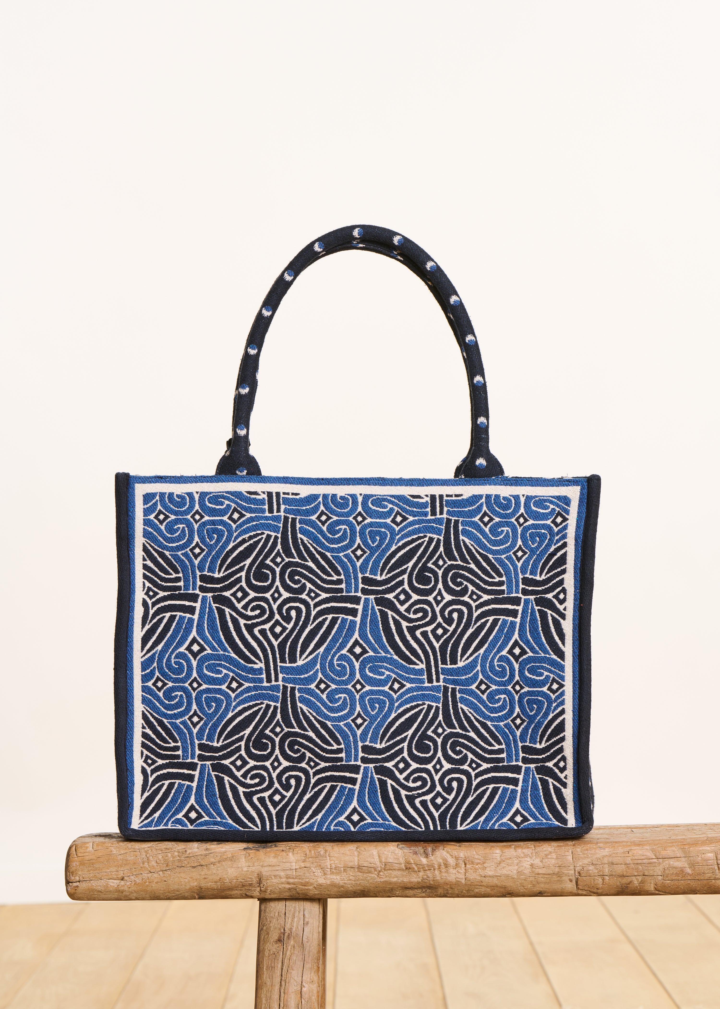 la-f-e-marabout-e-fetard-shopper-blau-jacquard image 4