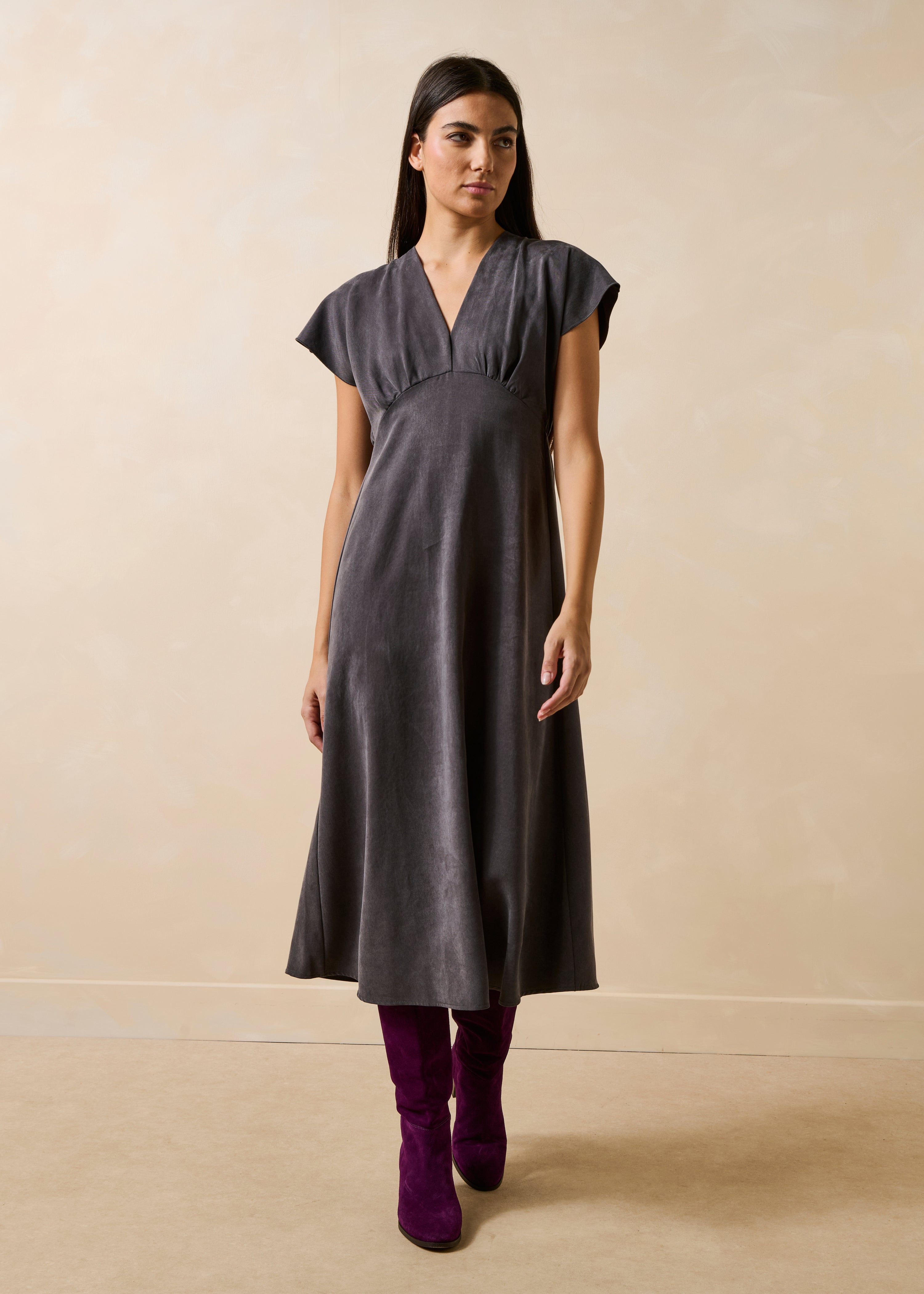 la-f-e-marabout-e-guprel-satin-kleid-anthrazit-lang image 1