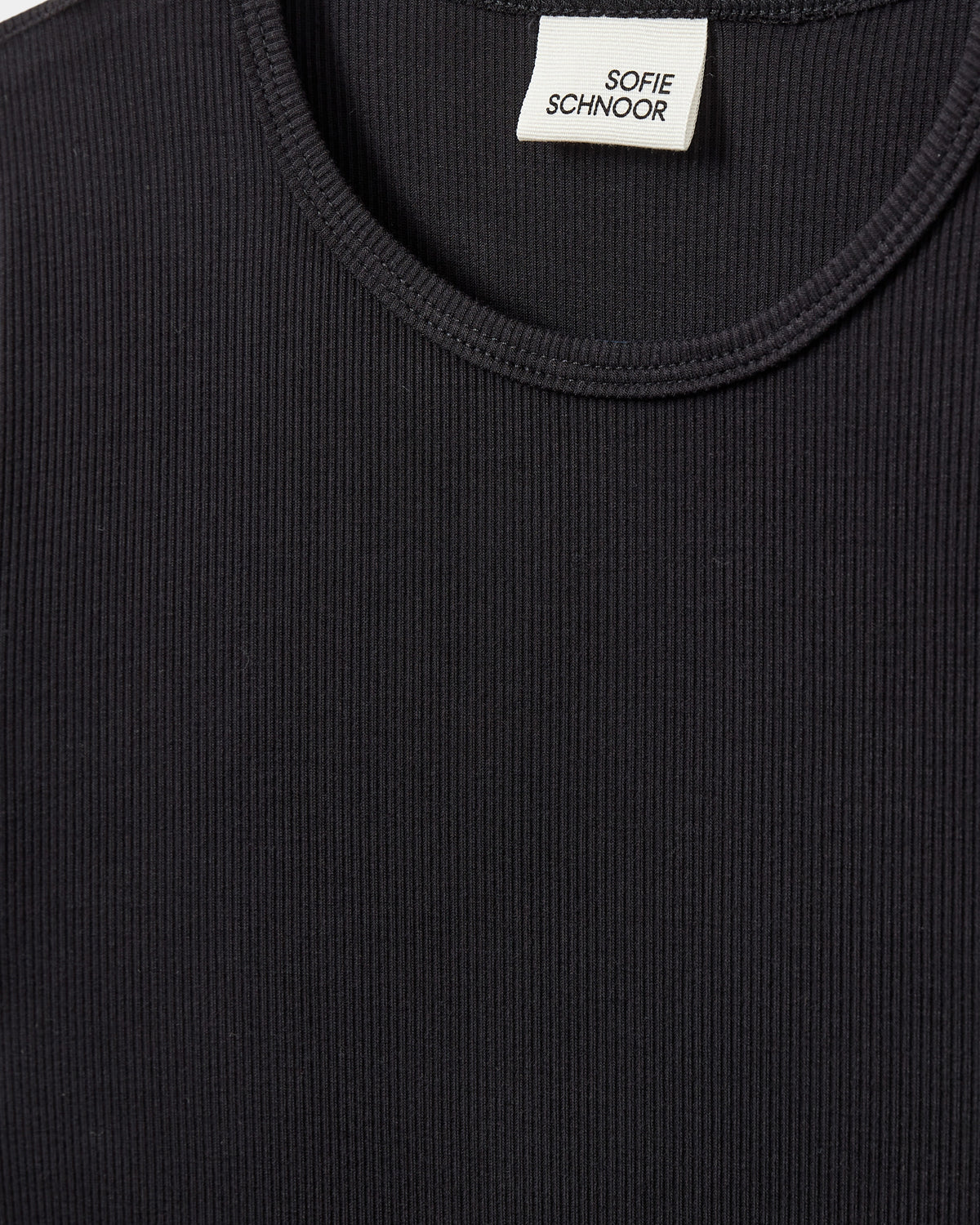 sofie-schnoor-nataliasy-t-shirt-schwarz-rundhals-viskose image 3