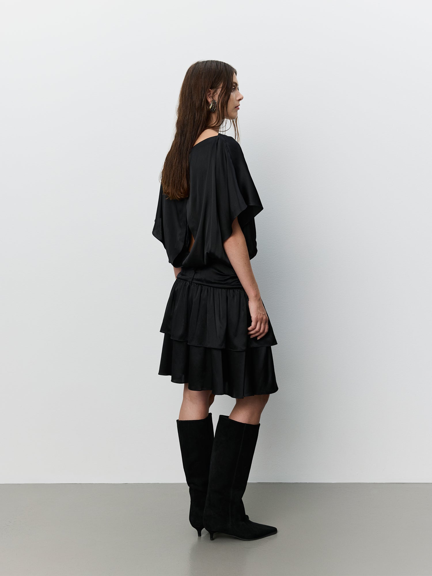sofie-schnoor-icon-017-seidenkleid-schwarz-mulberry-seide image 4