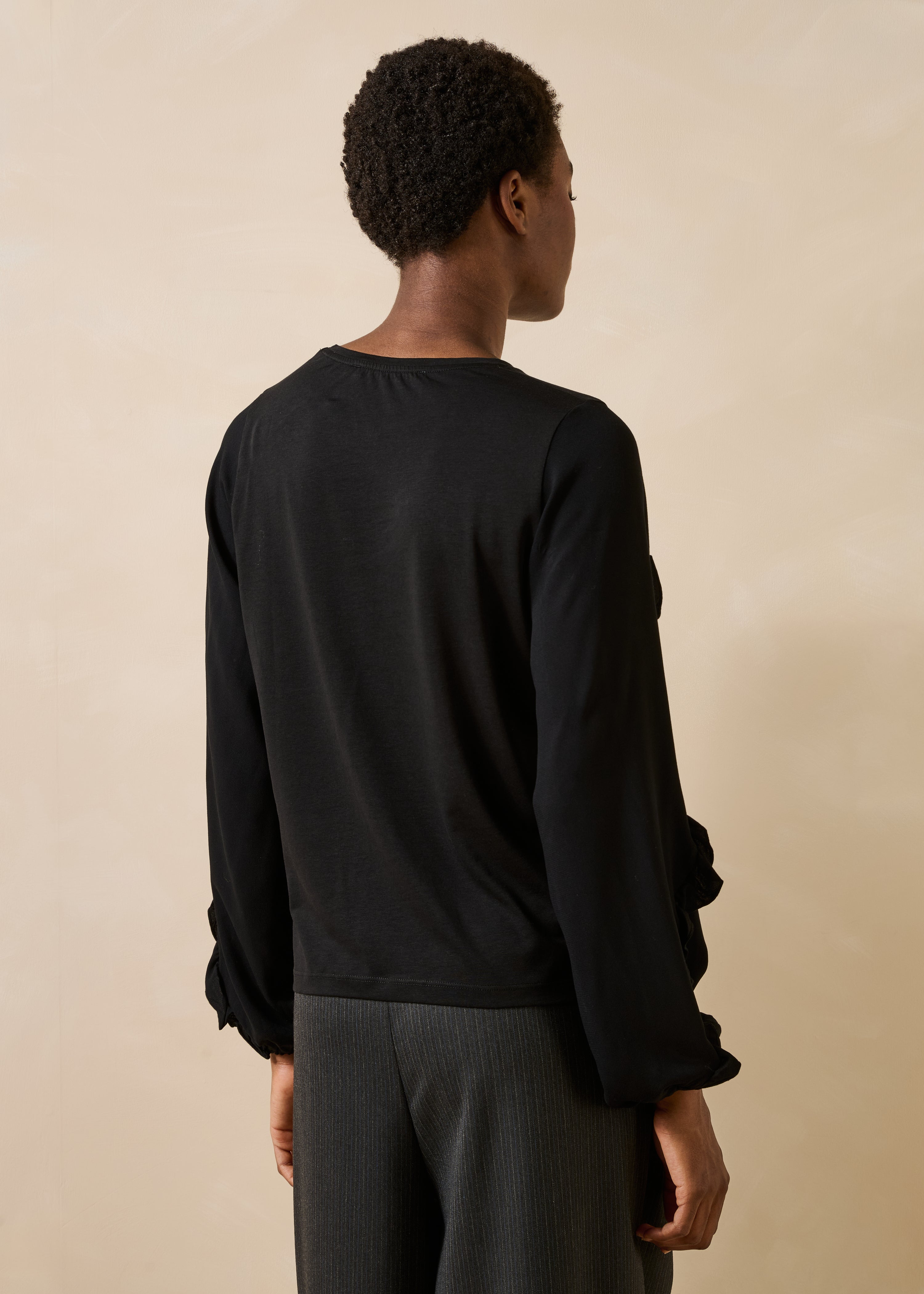 la-f-e-marabout-e-t-shirt-grafor-schwarz-langarm-volants image 3