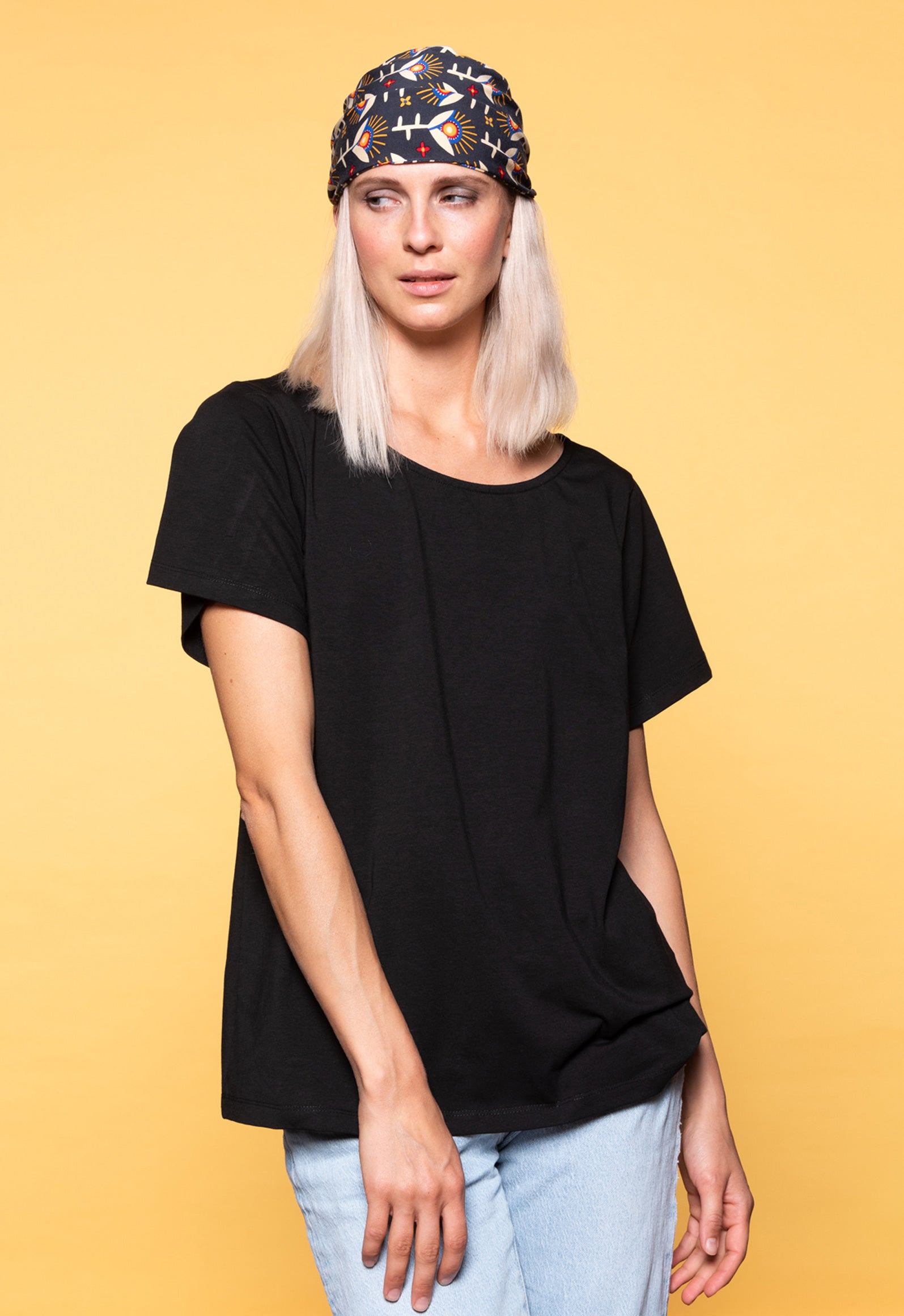 moshiki-dress-i-101-s26top-g2-t-shirt-bio-schwarz image 7