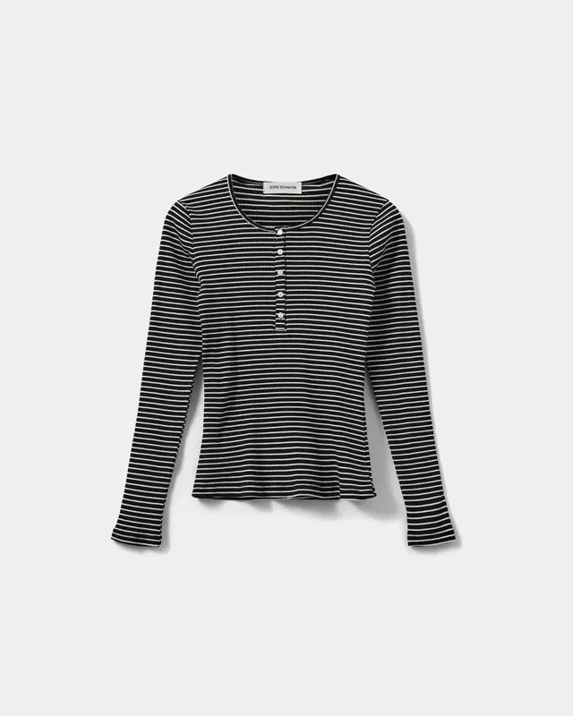 sofie-schnoor-women-paxsw-langarmshirt-off-white-striped image 1