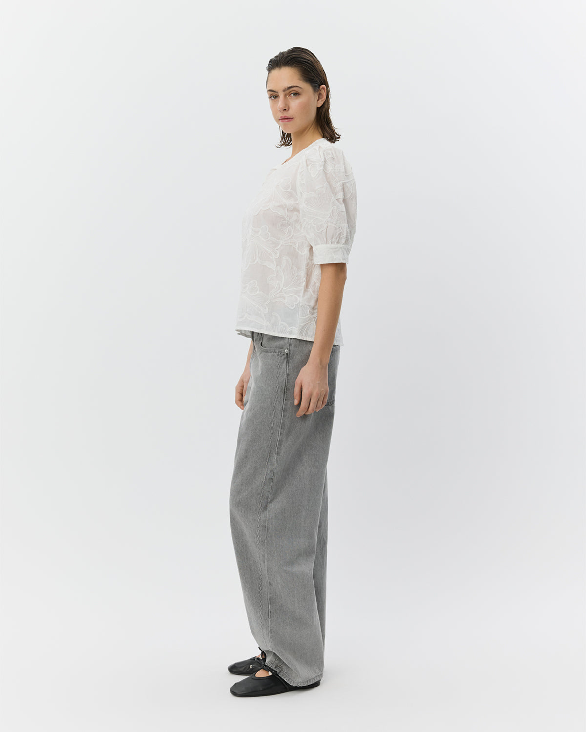 sofie-schnoor-women-ahliasw-bluse-white-baumwolle-stickerei image 3