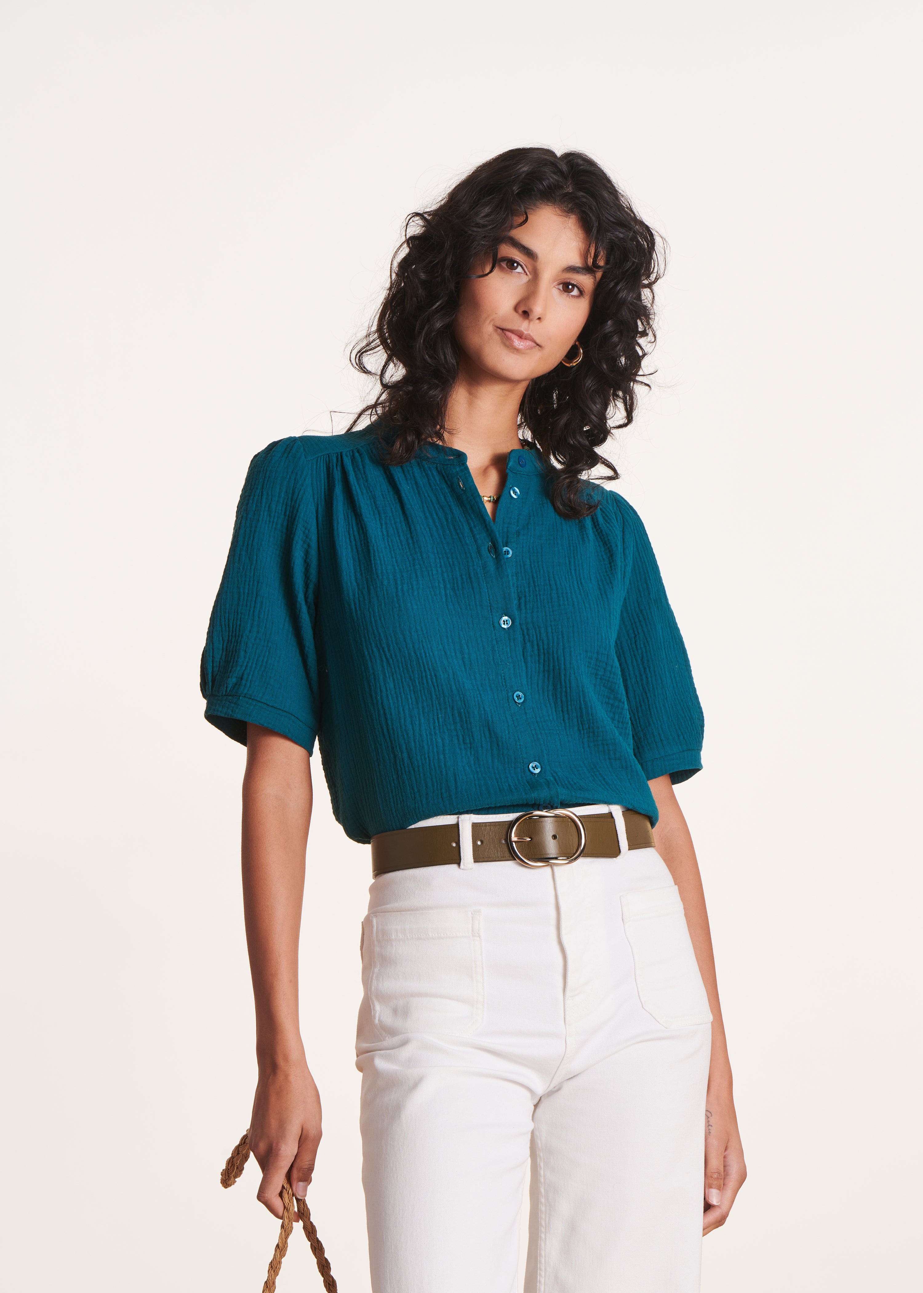 la-f-e-marabout-e-daby-bluse-blau-bio-baumwolle-kurz image 1