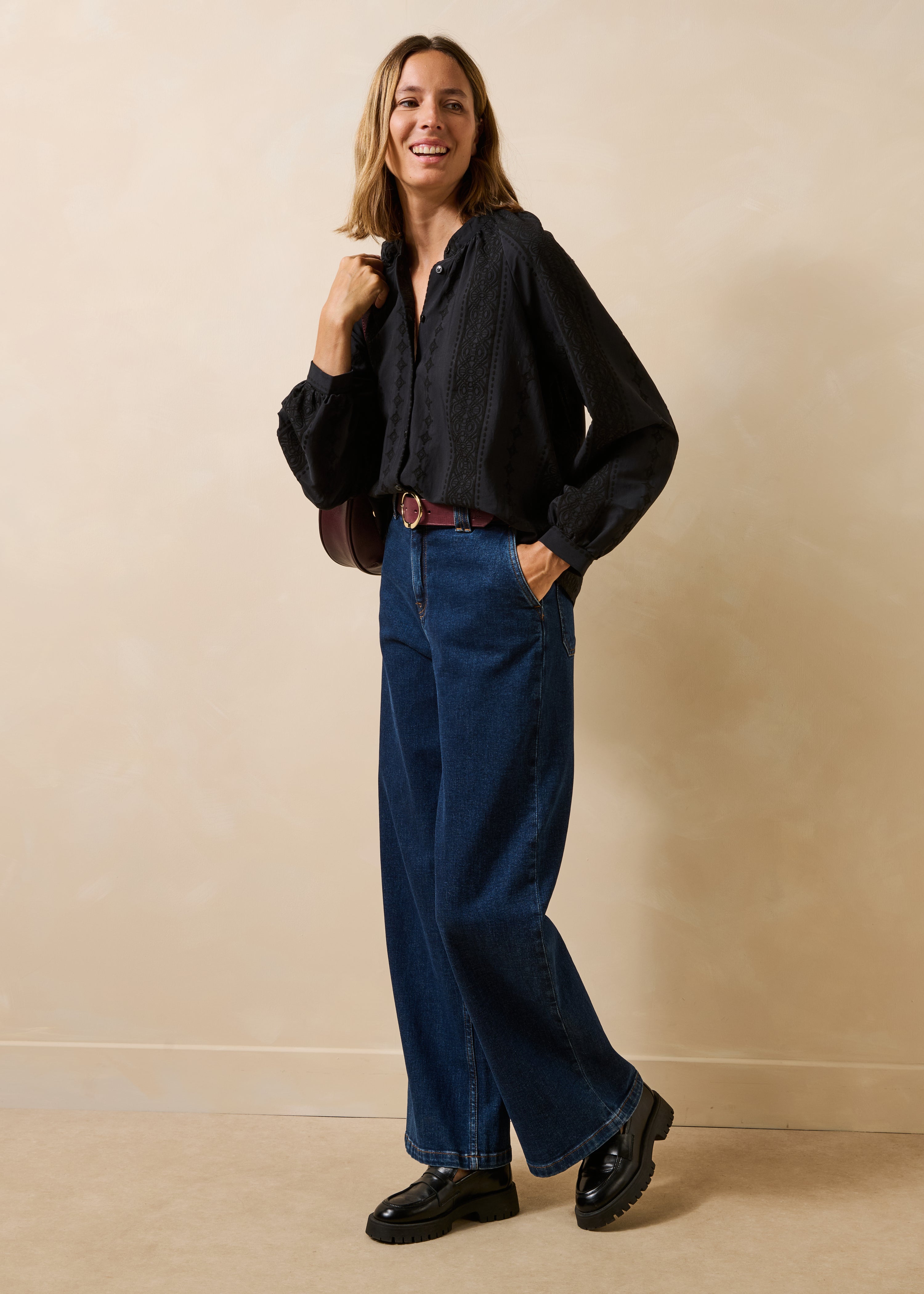 la-f-e-marabout-e-elvia-bluse-schwarz-ethno-jacquard image 2