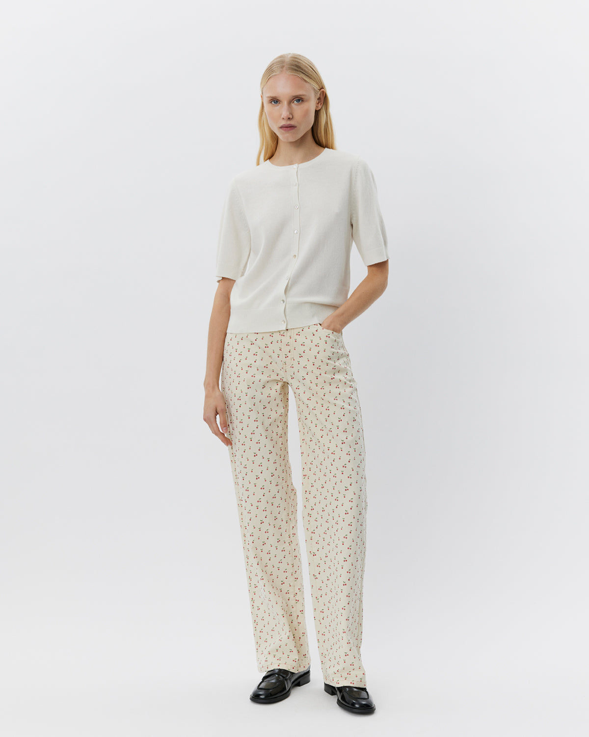 sofie-schnoor-sunasw-cardigan-wollcardigan-offwhite-wolle image 2