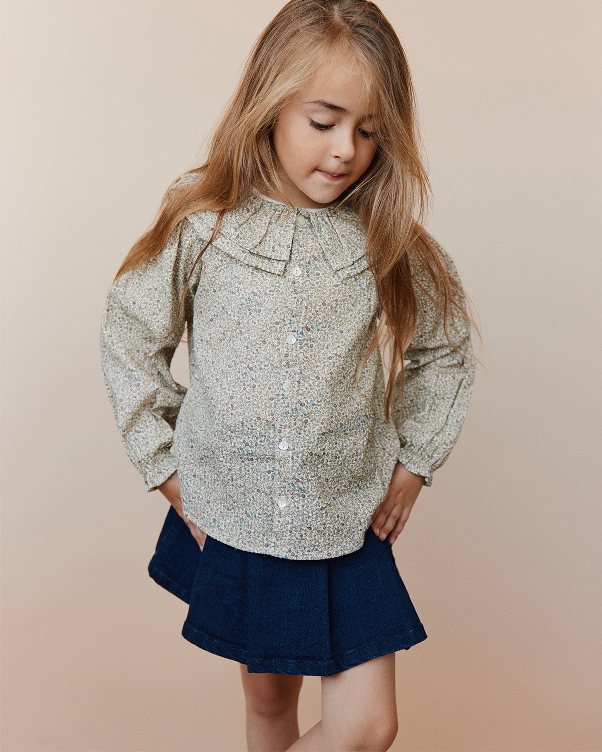 sofie-schnoor-kids-numask-rock-denim-dunkelblau-falten image 4