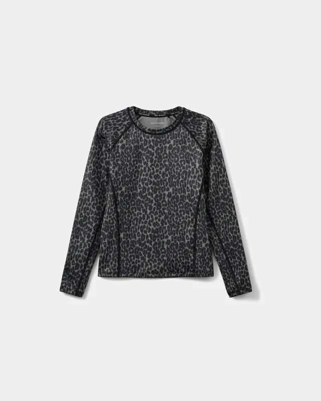 sofie-schnoor-young-kathrinesy-sportshirt-grey-leopard image 1