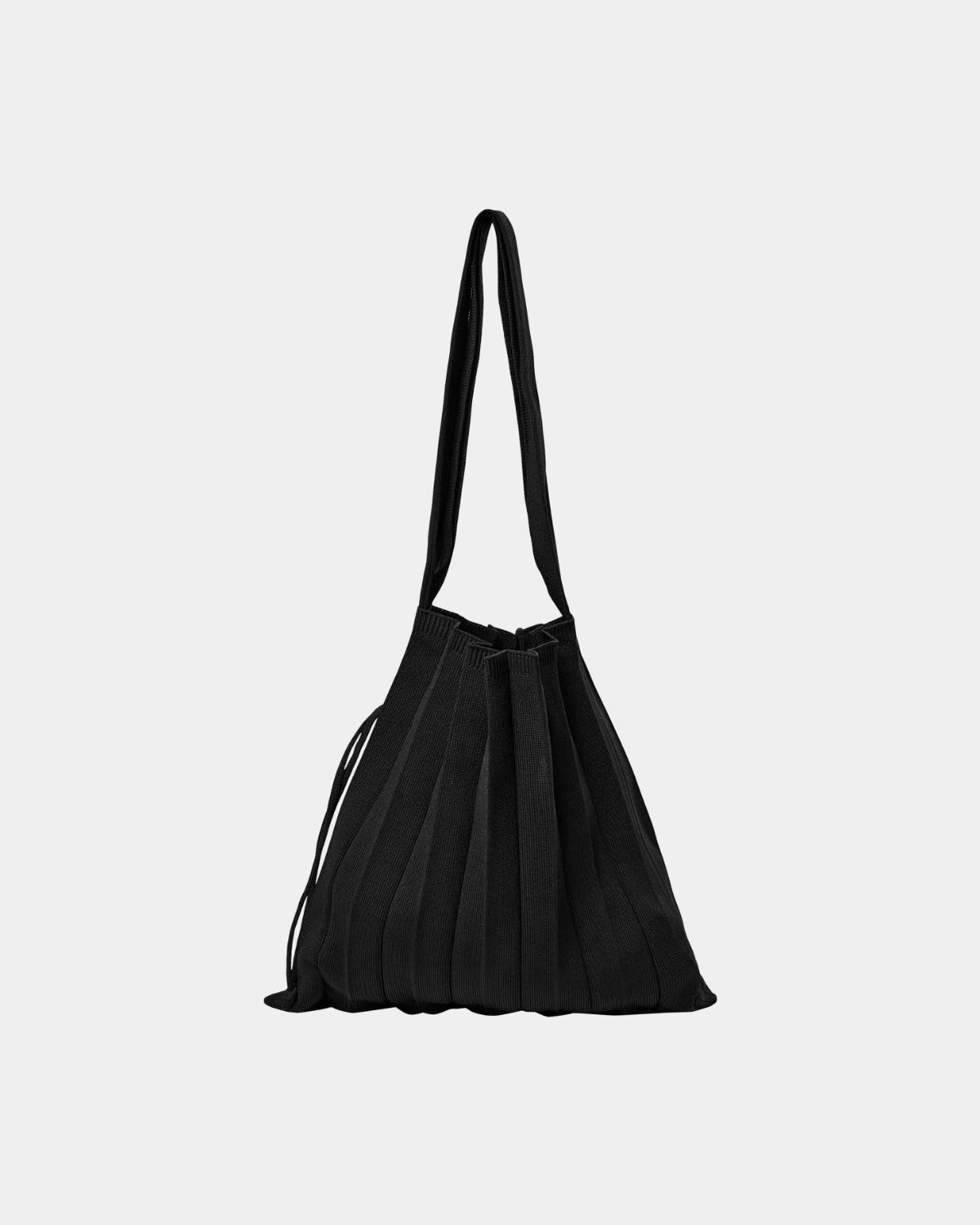 sofie-schnoor-young-orianasy-tote-bag-schwarz-33x36 image 2