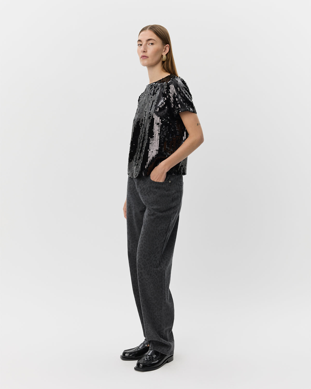 sofie-schnoor-joysw-top-damen-schwarz-pailletten image 3