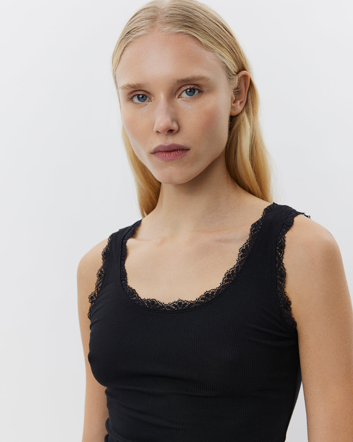 sofie-schnoor-women-ulrikkesw-top-schwarz-l-viskose image 2