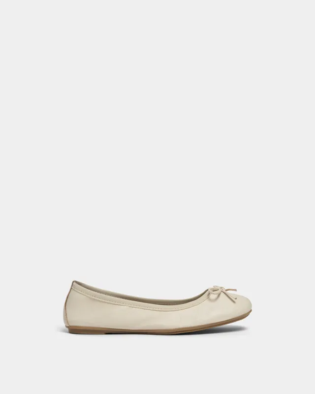 sofie-schnoor-young-malousy-ballerina-beige-leder-schleife image 1