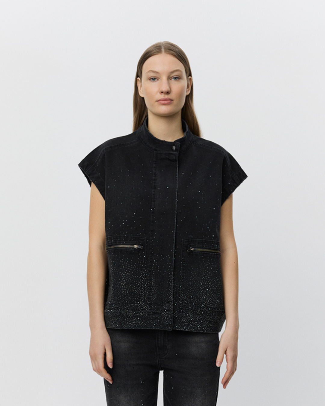 sofie-schnoor-women-vegasw-weste-oversize-washed-black image 5