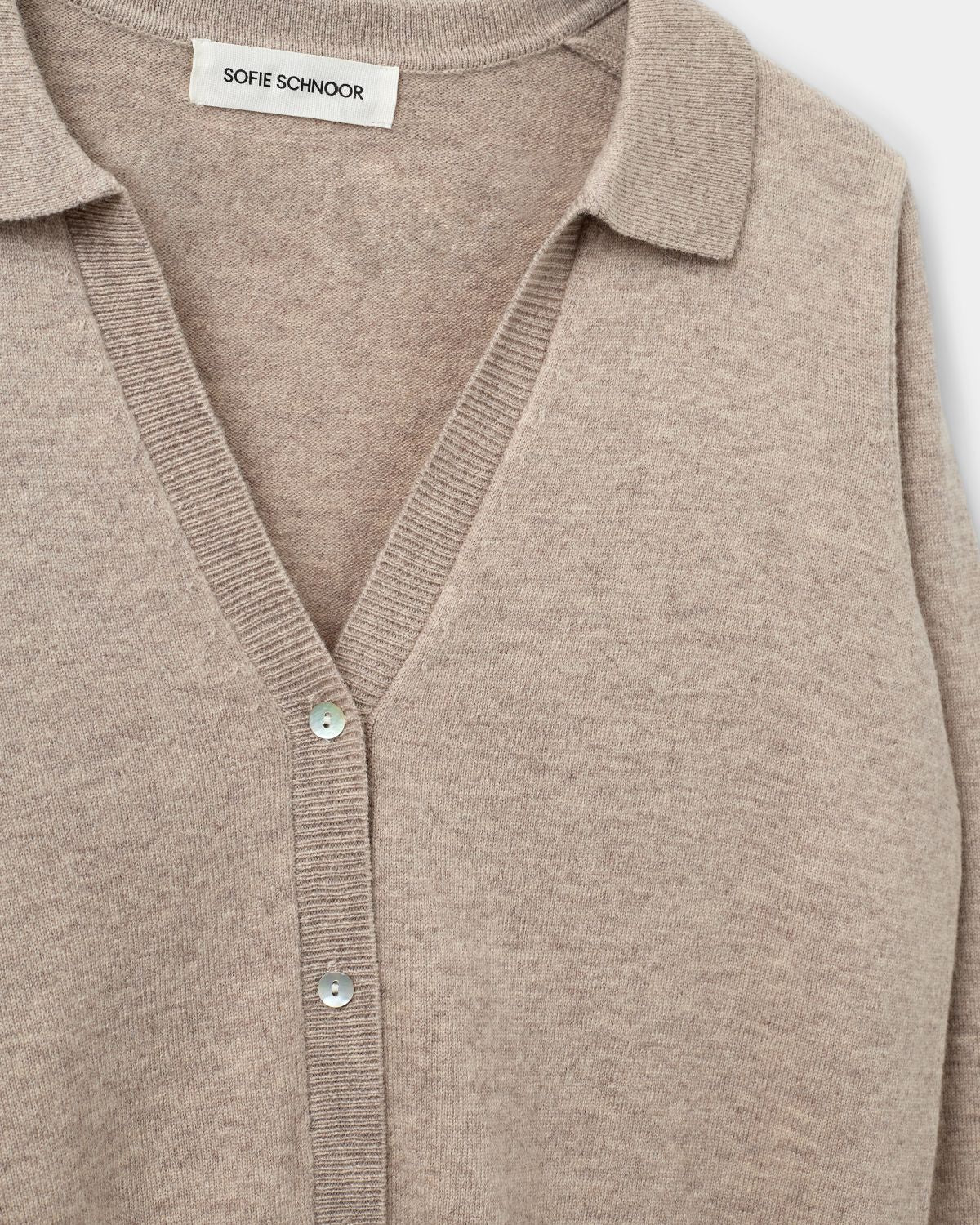 sofie-schnoor-women-skylarsw-cardigan-braun-melange-wolle image 6