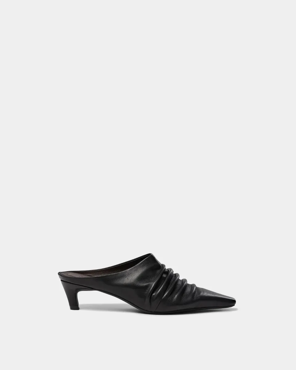 sofie-schnoor-women-deseiresw-stiletto-pumps-schwarz-leder image 1
