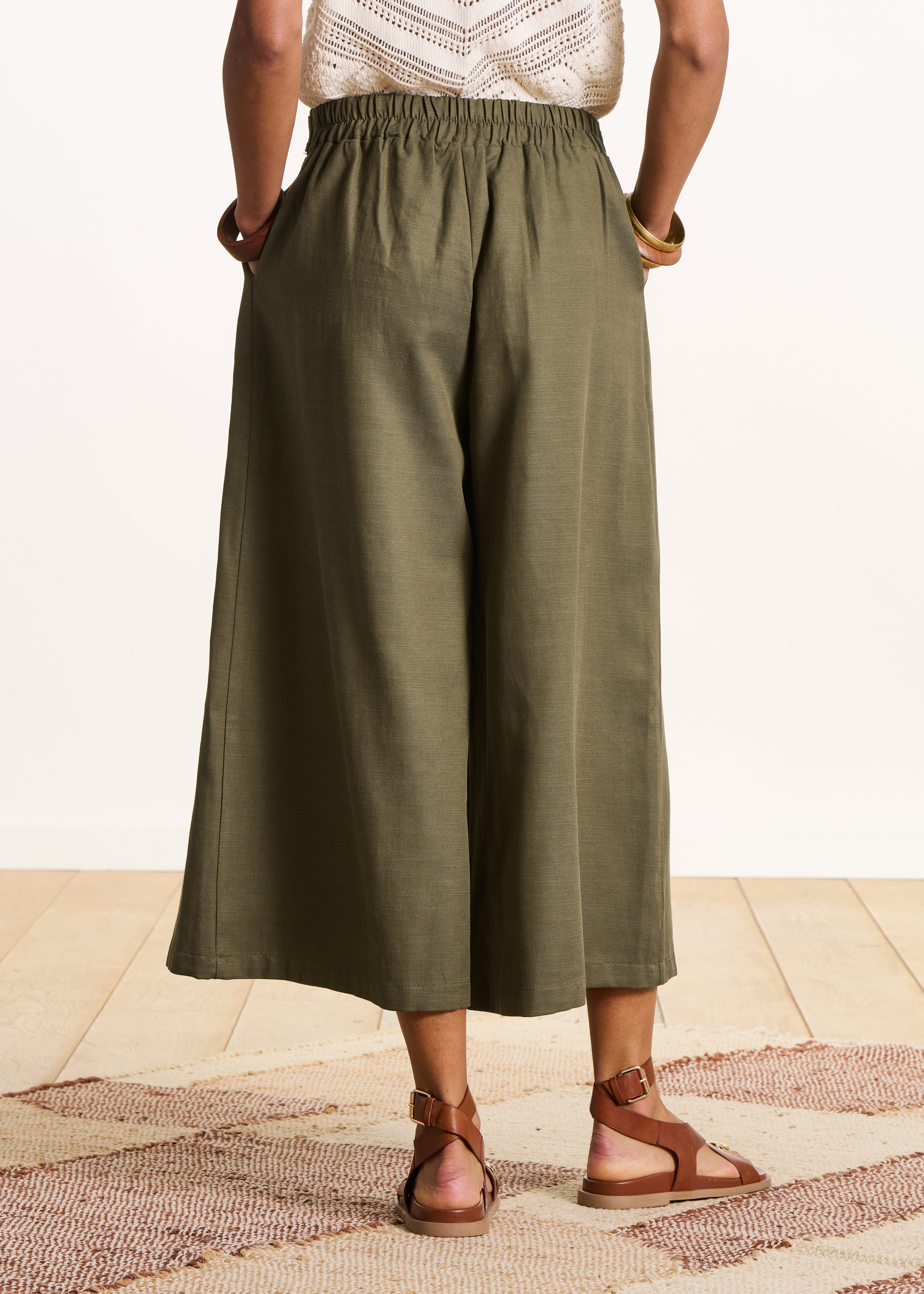 la-f-e-marabout-e-dactus-hose-7-8-khaki-weit-lyocell image 3