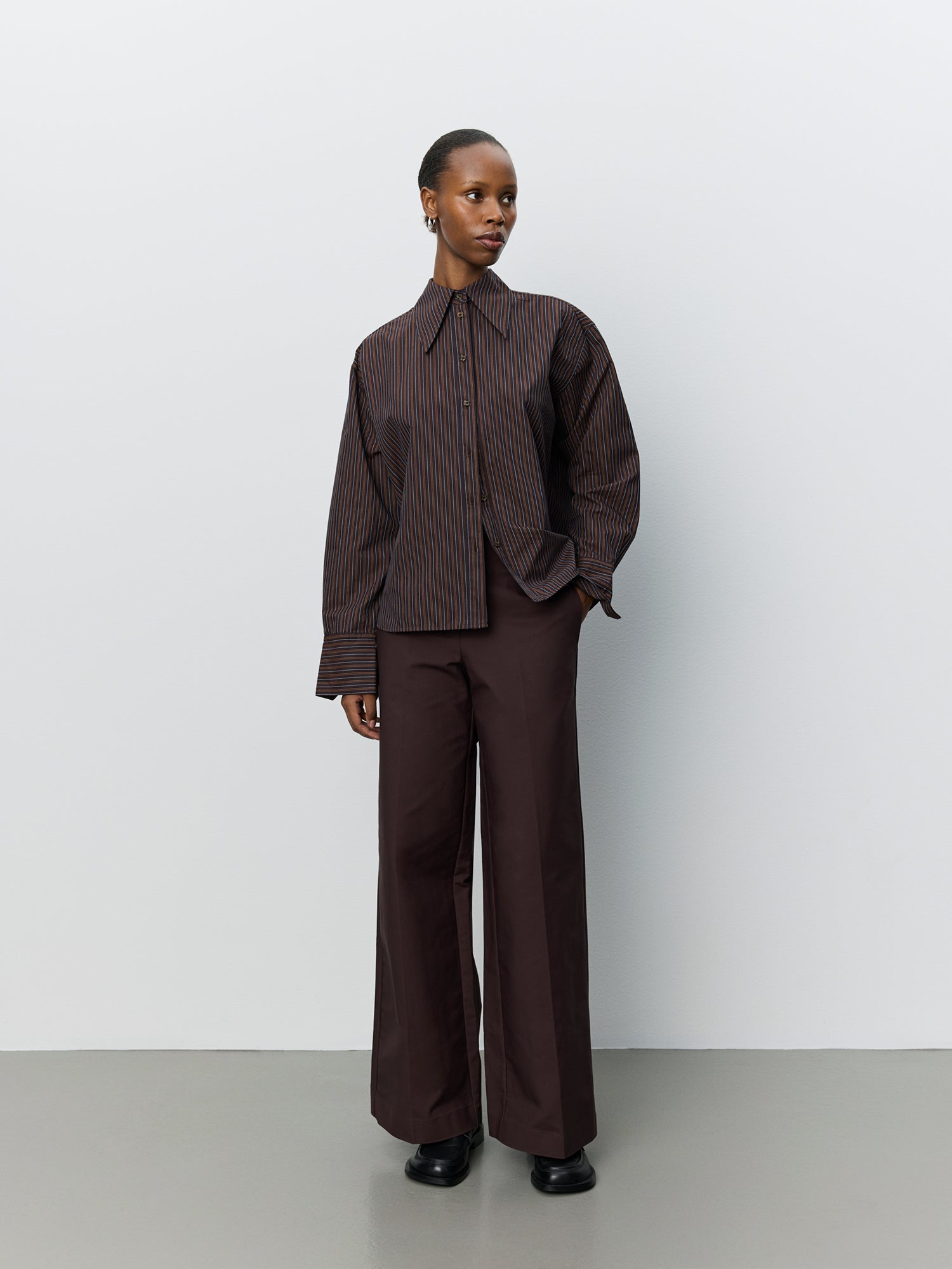 sofie-schnoor-women-masha-bluse-dark-plum-baumwolle image 2