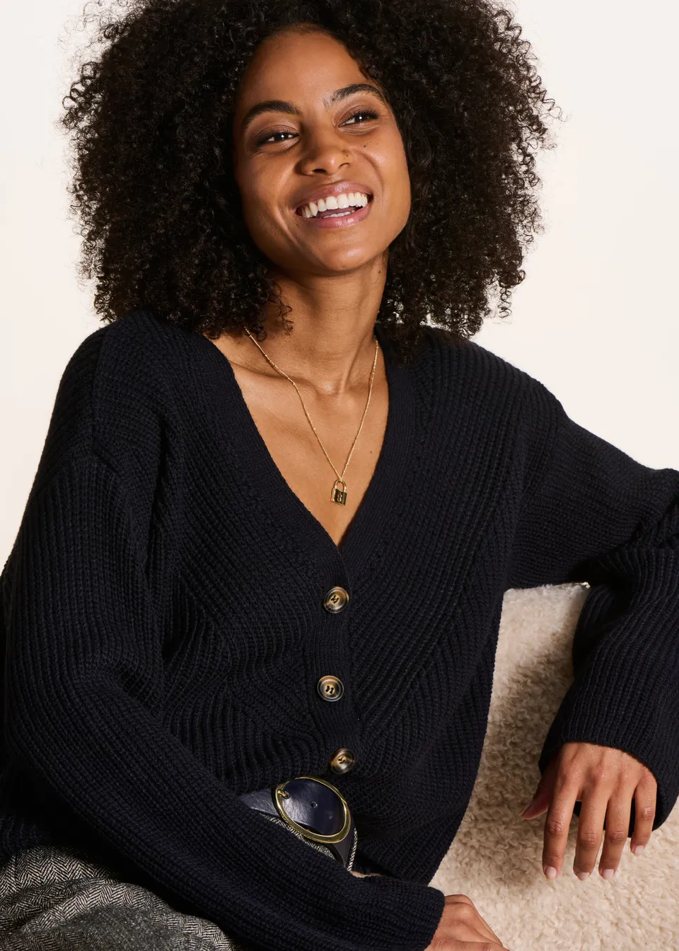 la-f-e-marabout-e-pulls-eidolo-strickgilet-marine-wolle image 1
